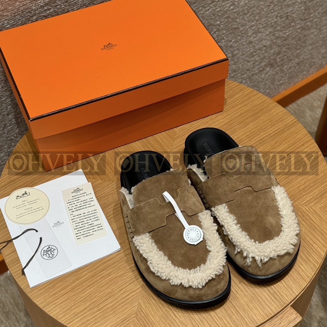 Hermès Go뮬 스웨이드 고트스킨(브룬 퓨메)