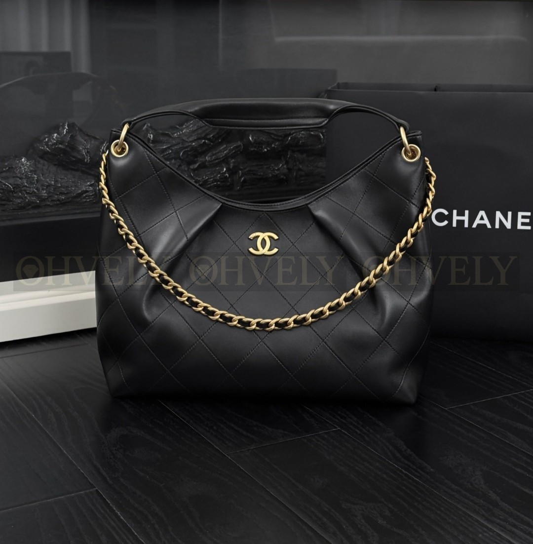 CHANEL 26C 맥시 호보 백 (미디움)