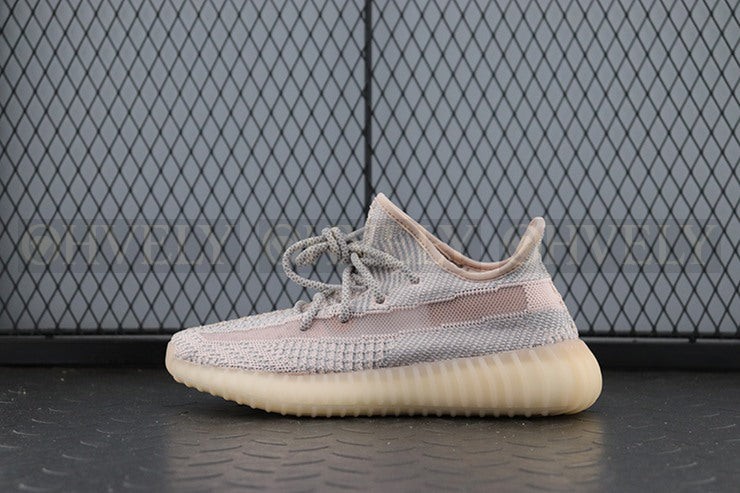 YEEZY 350 V2 신스 논 리플렉티브