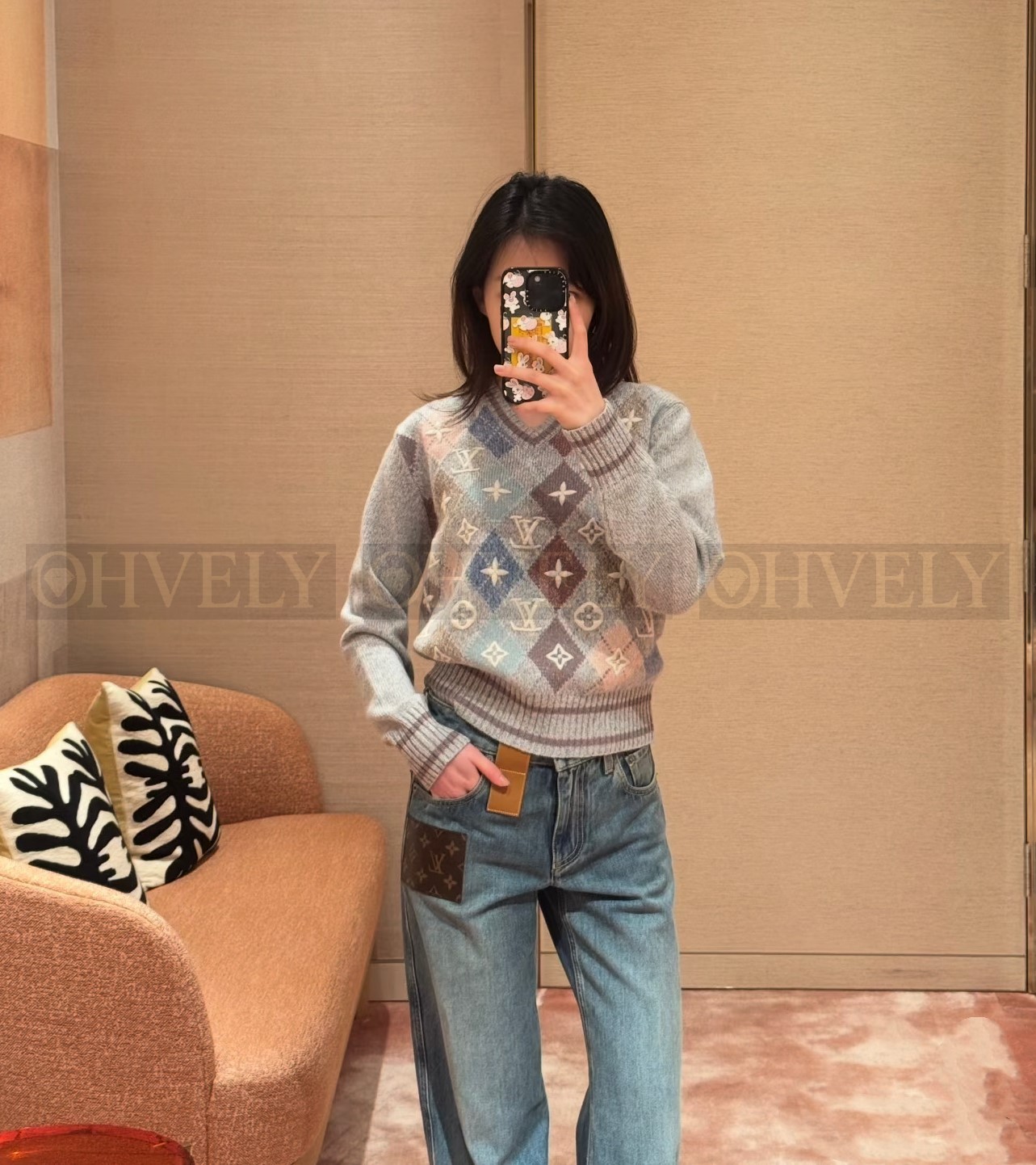 【 ZP 】Louis Vuitton 2025 스웨터 (매장가 396만원)