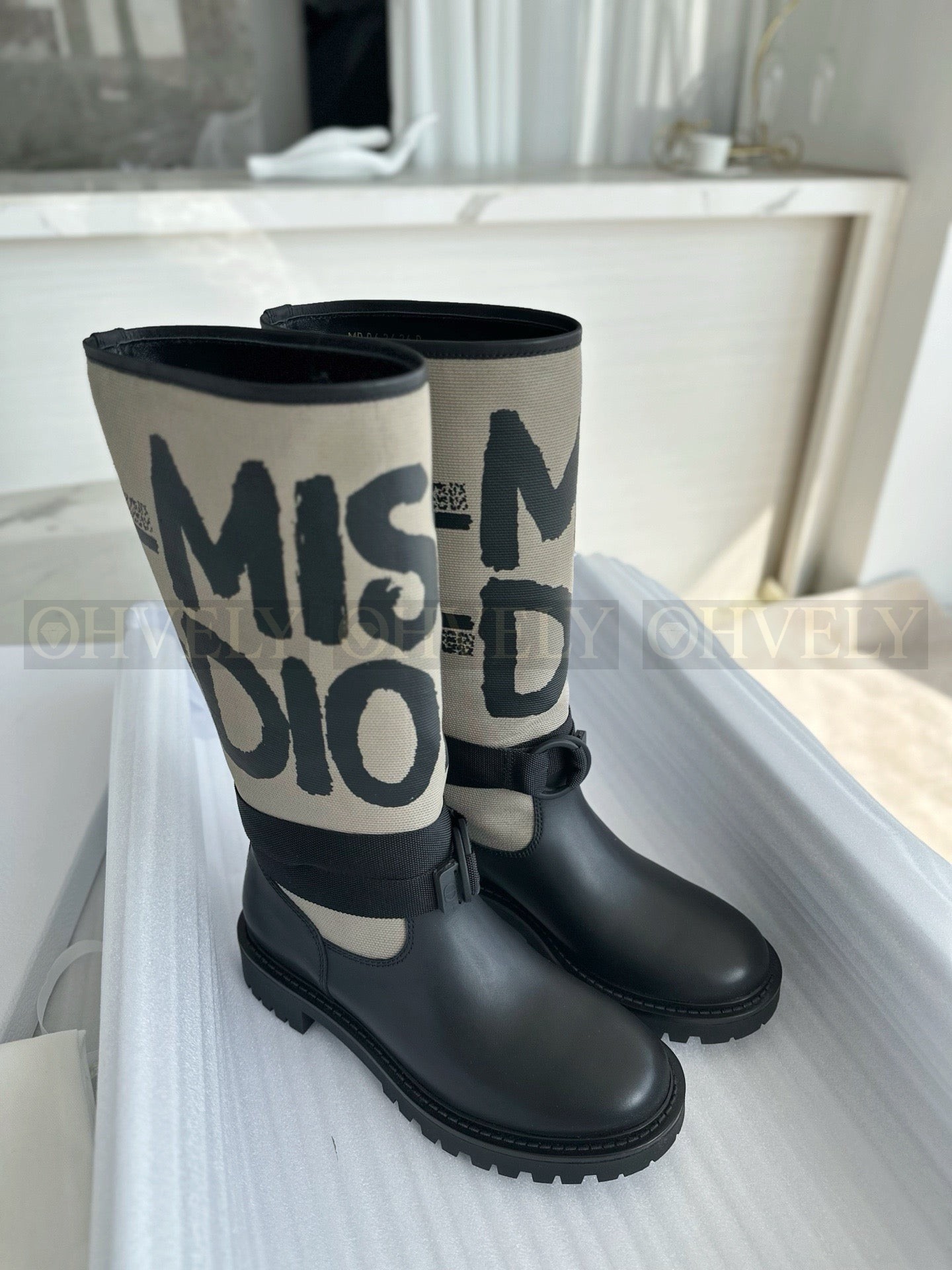 디올 미스 디올 롱 부츠