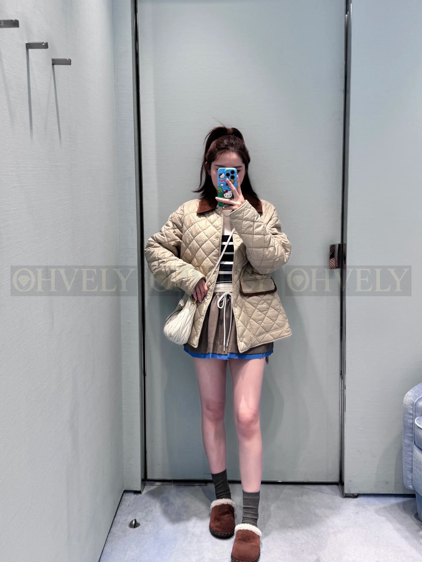 【 ZP 】MiuMiu 2025 패딩 점퍼 (매장가 640만원)