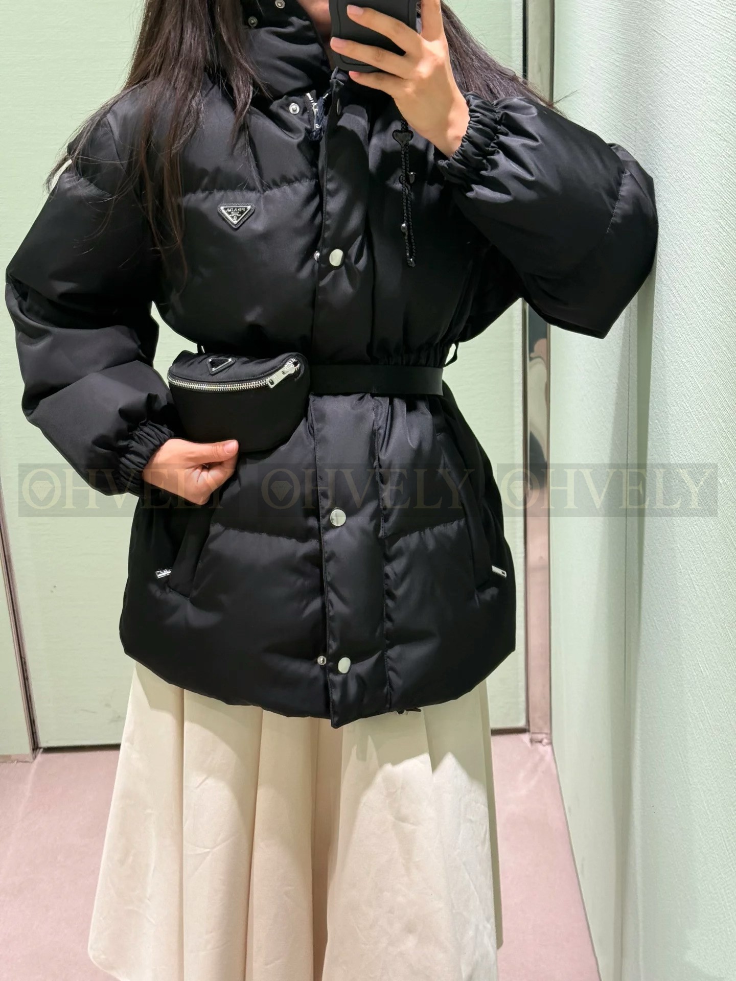 【 ZP 】Prada 2025 패딩 (매장가 450만원)