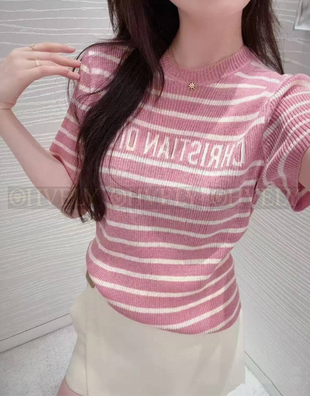 디올리비에라 반팔 크롭 스웨터 핑크