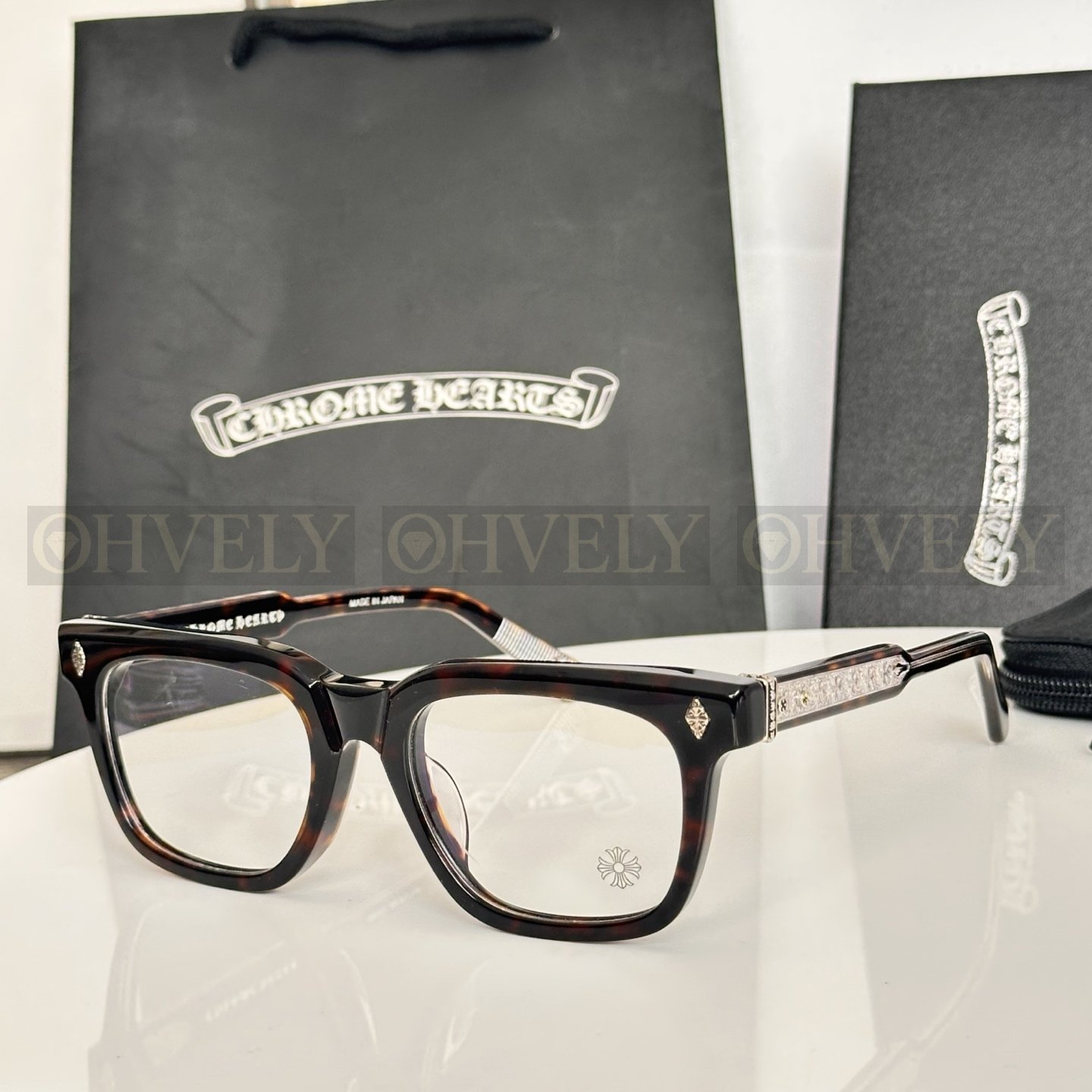 CHROME HEARTS  크롬하츠 엠비딕스트로우스