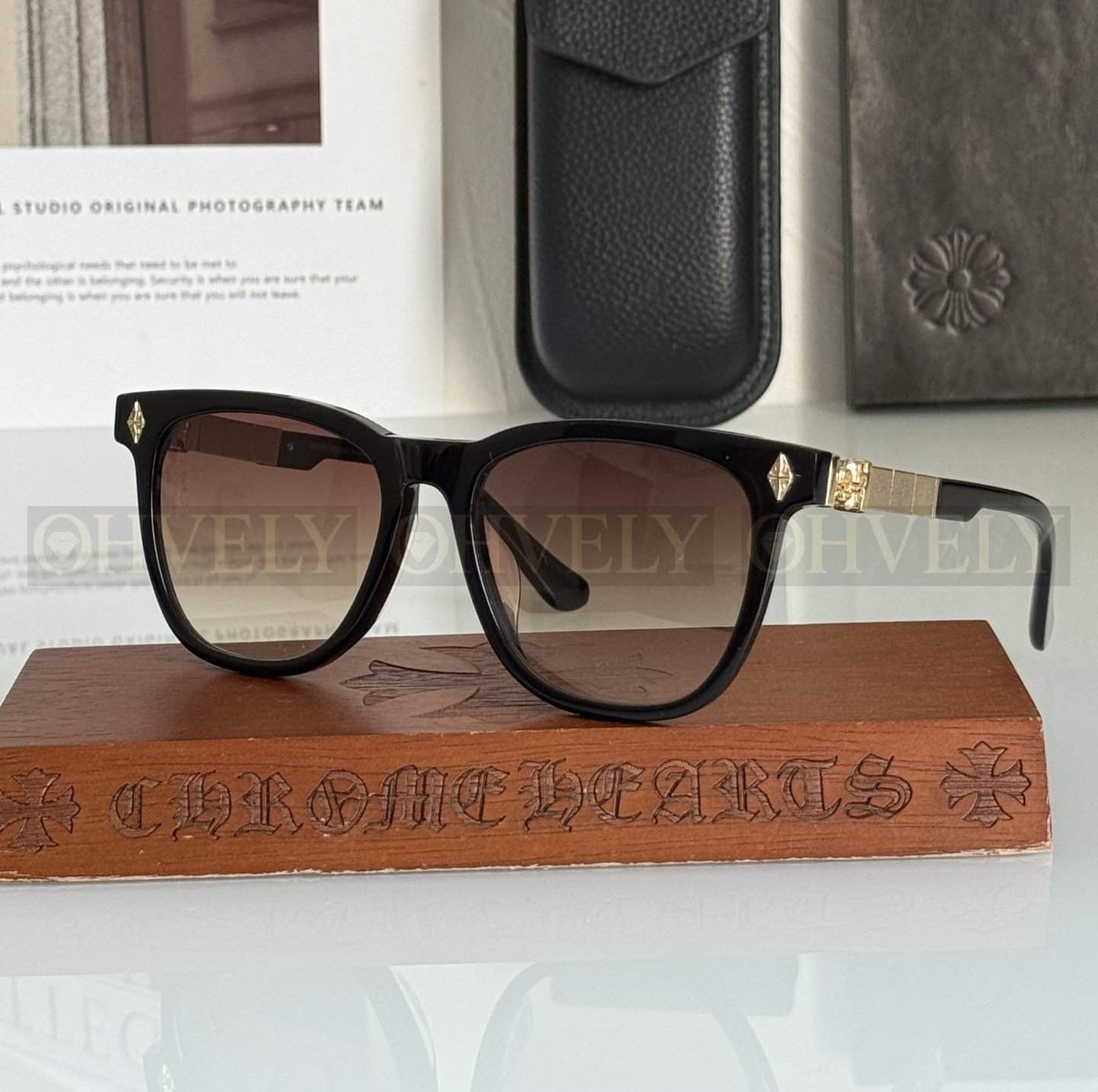CHROME HEARTS  크롬하츠 스퀘어 프레임 선글라스