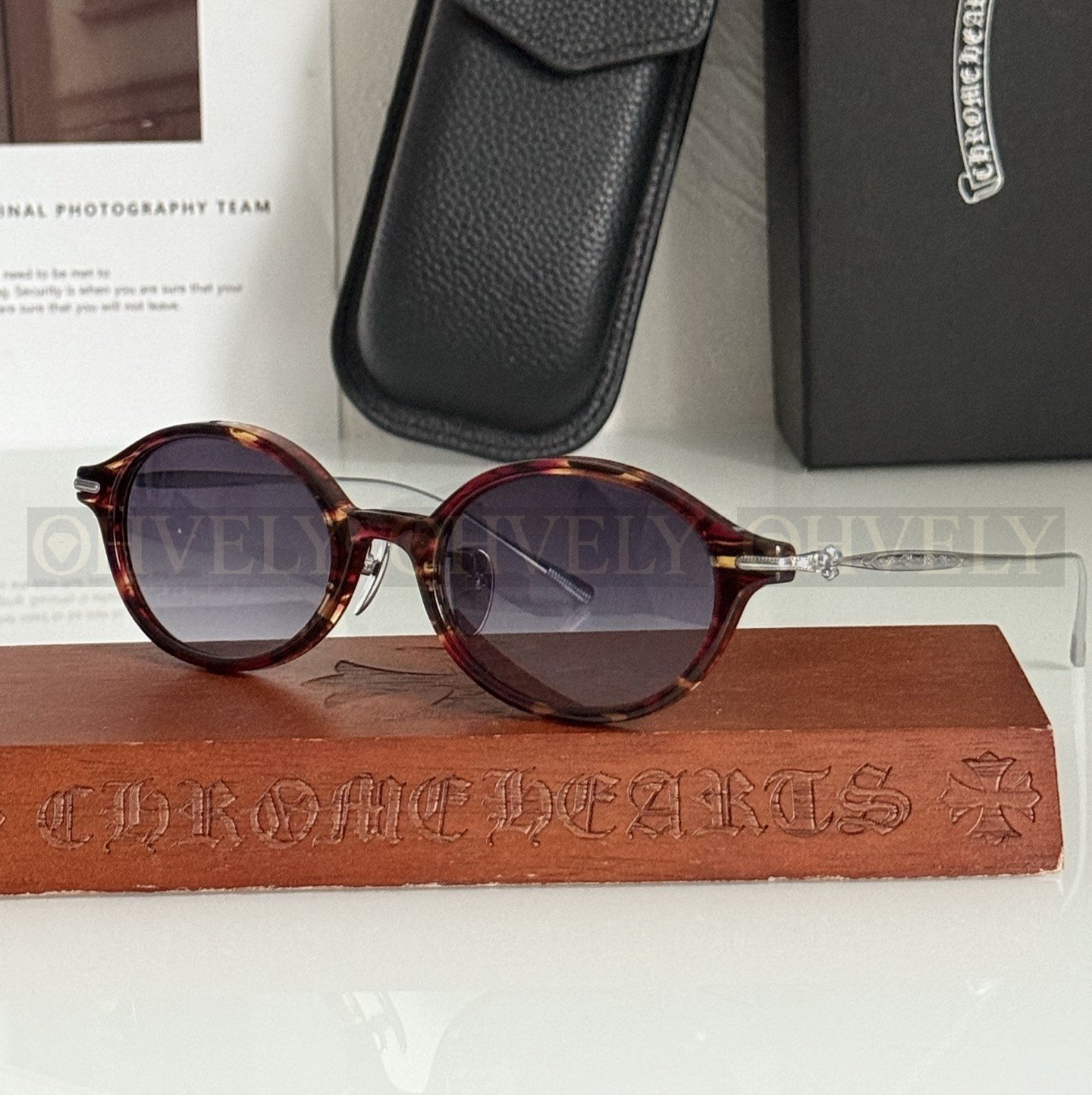 CHROME HEARTS  크롬하츠 라운드 선글라스
