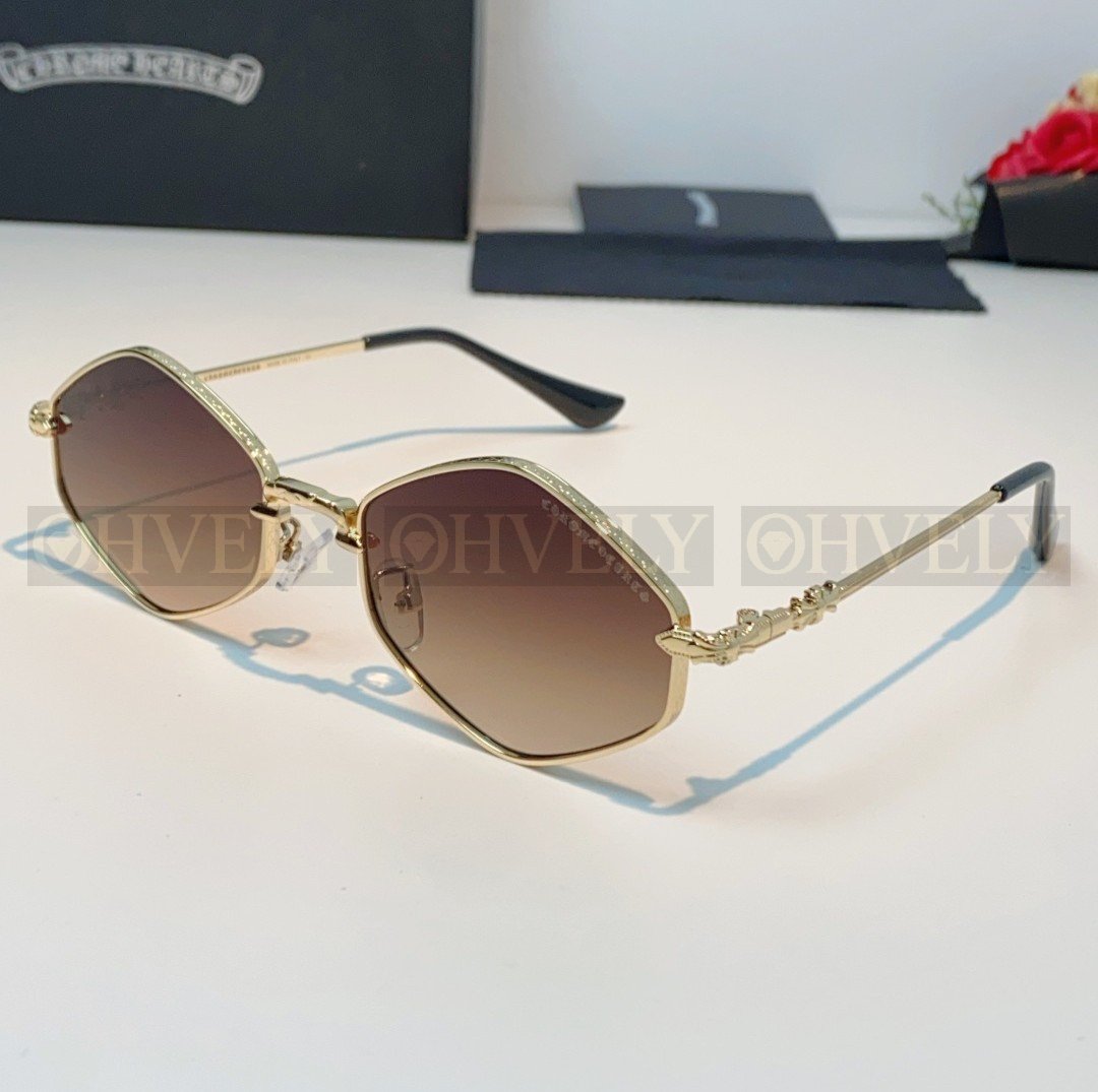 CHROME HEARTS  크롬하츠 다이아몬드 독 선글라스