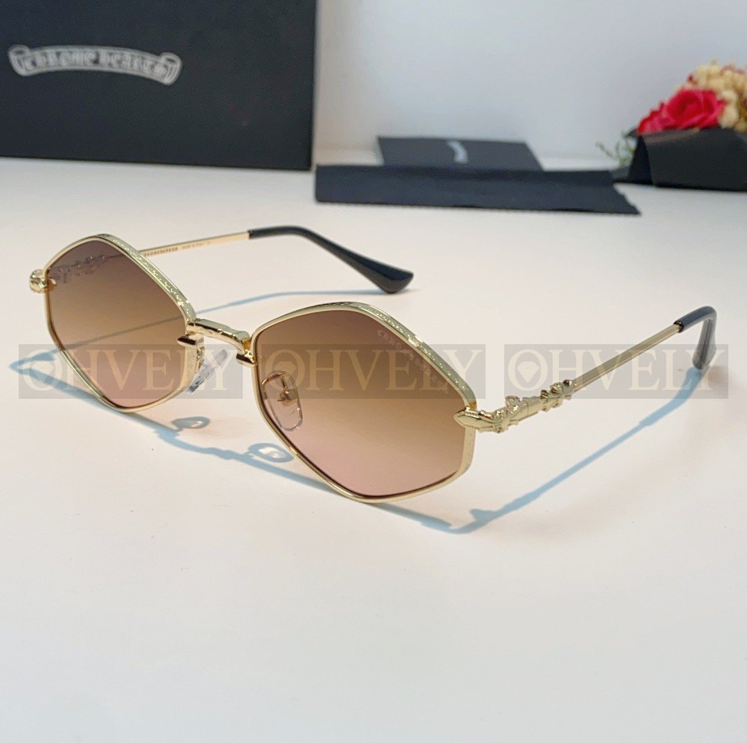 CHROME HEARTS  크롬하츠 다이아몬드 독 선글라스