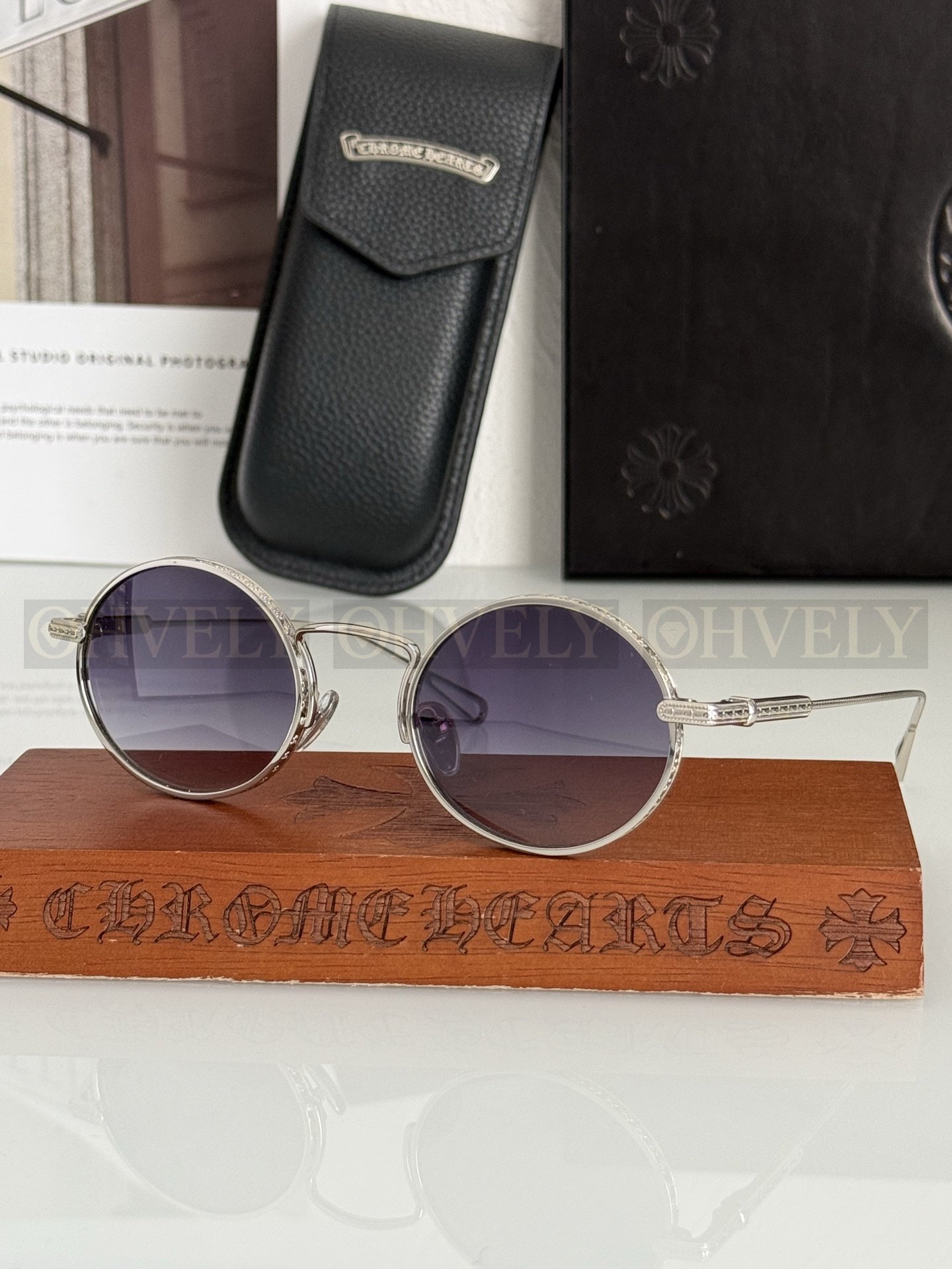 CHROME HEARTS  크롬하츠  고르지나-I 선글라스