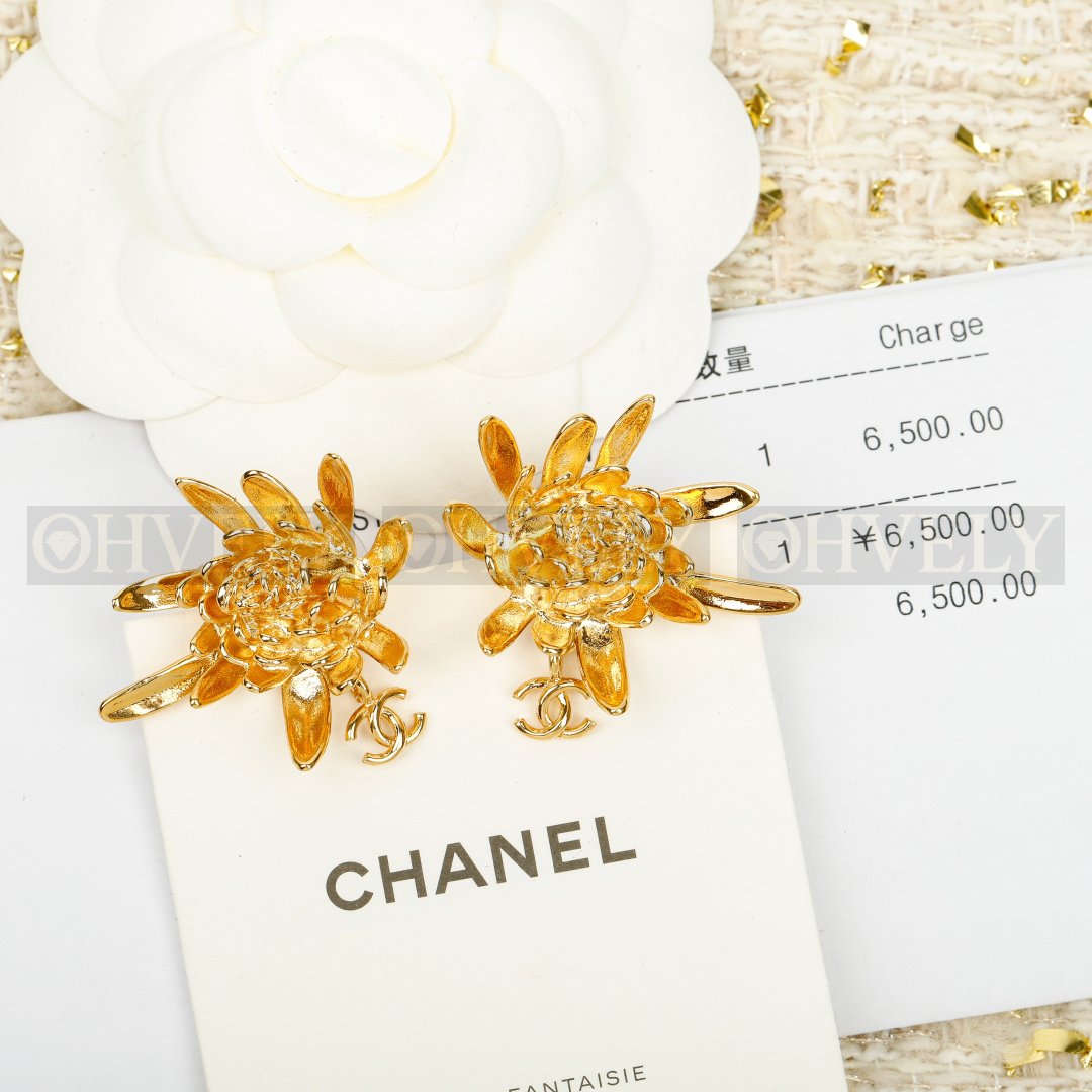 샤넬 CHANEL 골드 플라워(까멜리아)