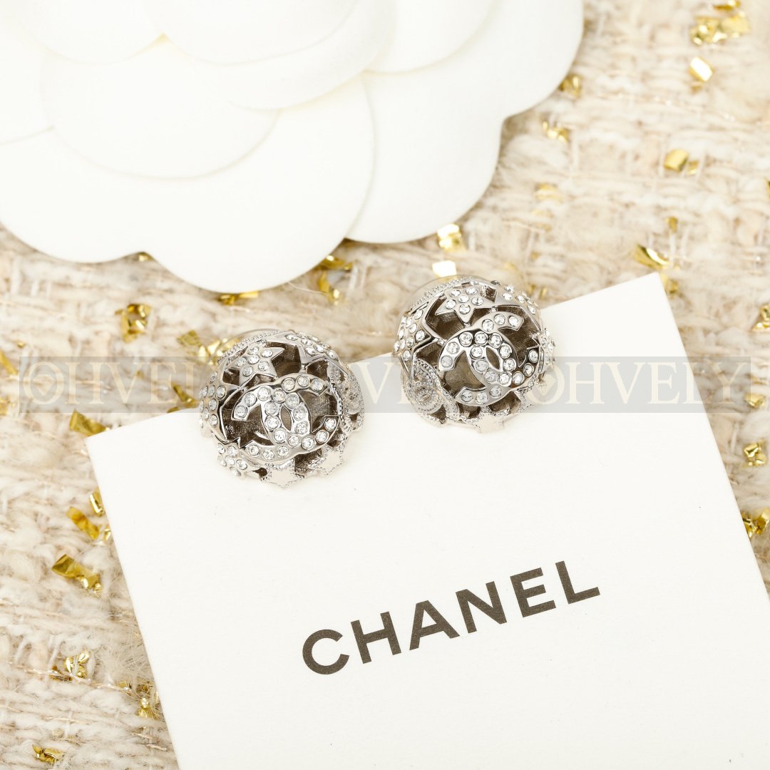 샤넬 CHANEL 크리스탈 스타 돔 이어링