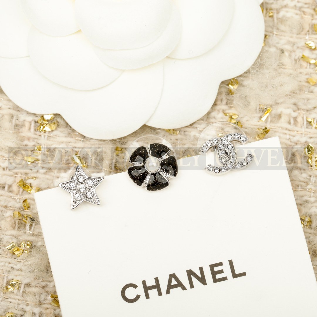 샤넬 CHANEL 크리스탈 스터드 이어링 세트 (블랙)