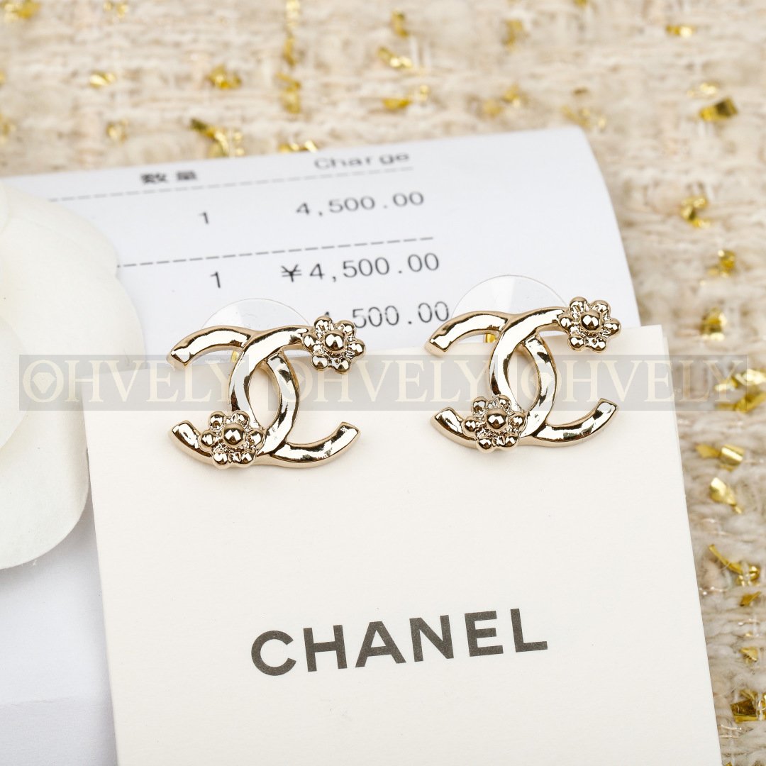 샤넬 CHANEL 꽃 장식 스터드 이어링