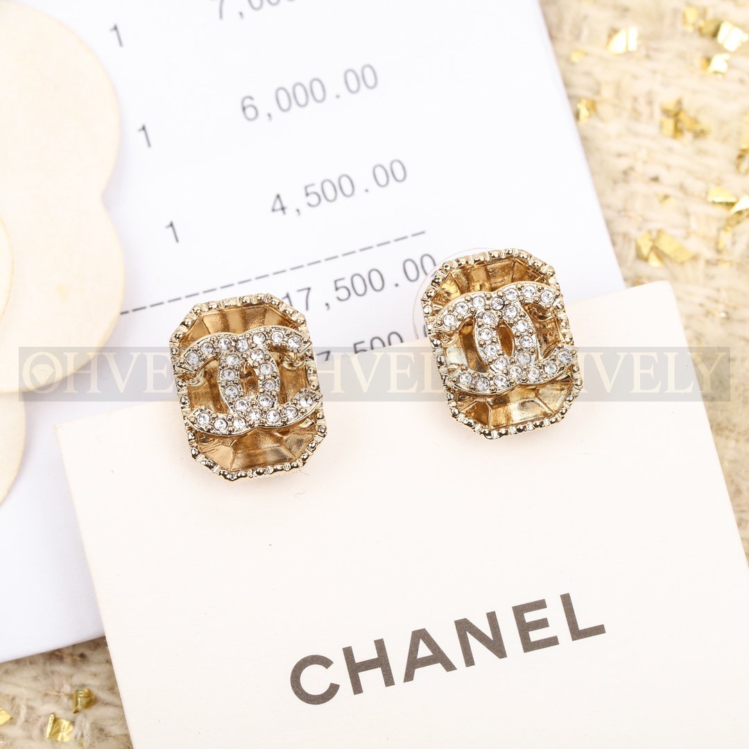 샤넬 CHANEL 해머드 메탈 스트라스 이어링