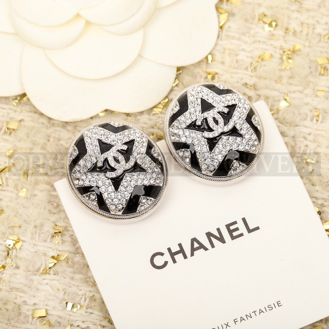 샤넬 CHANEL 블랙 레진 스타 크리스탈 이어링