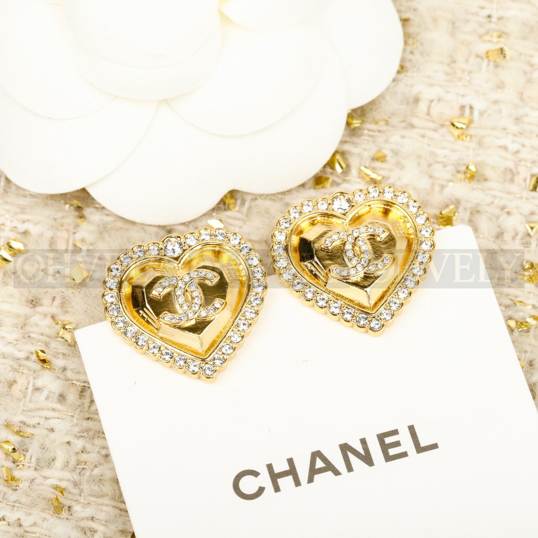 샤넬 CHANEL 하트 크리스탈 귀걸이