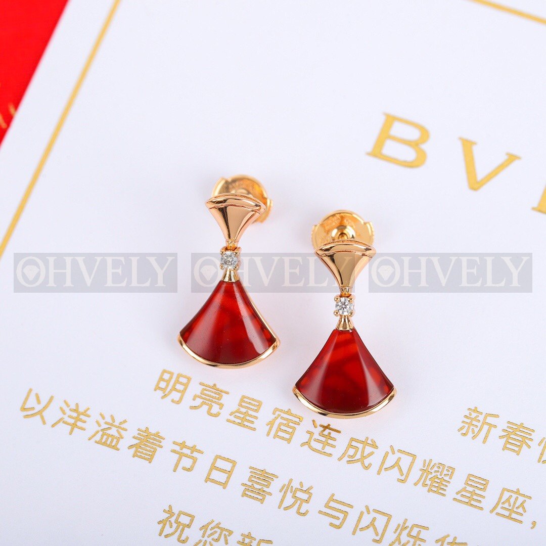 불가리 BVLGARI 디바스 드림 이어링 (V금장/레드)