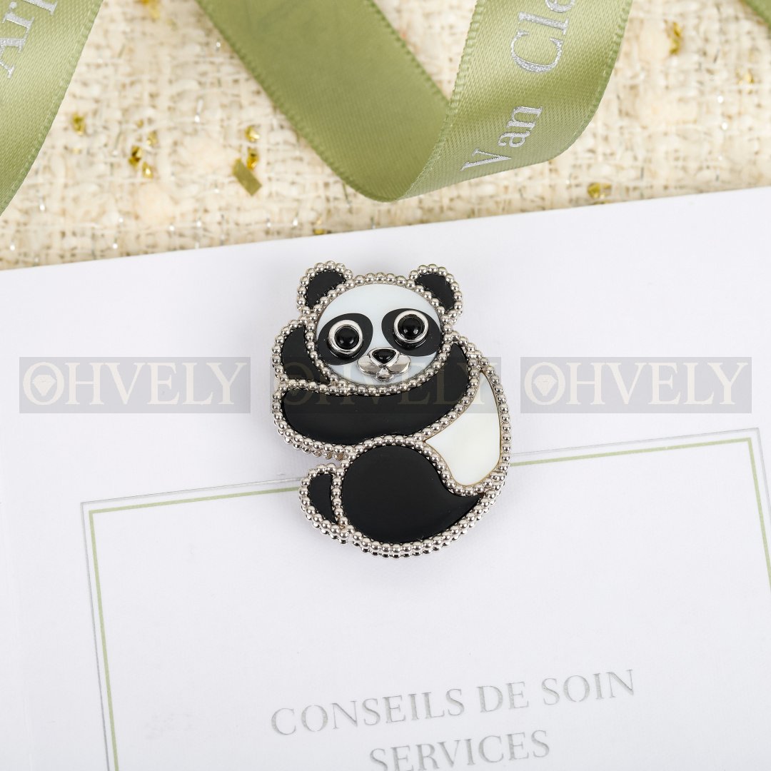 반클리프 아펠 Van Cleef & Arpels 럭키 애니멀 판다 클립