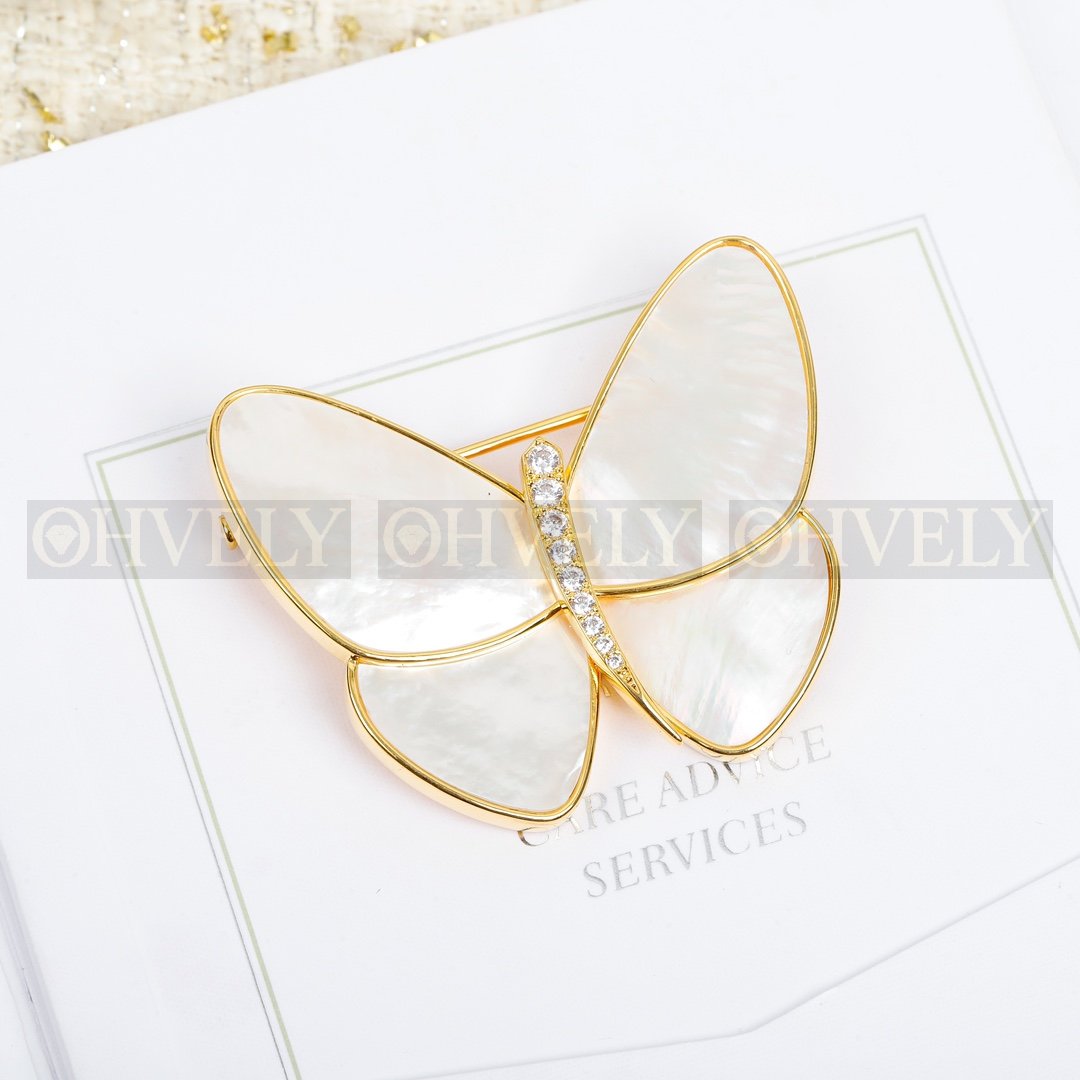 반클리프 아펠 Van Cleef & Arpels 버터플라이 클립 (펄)
