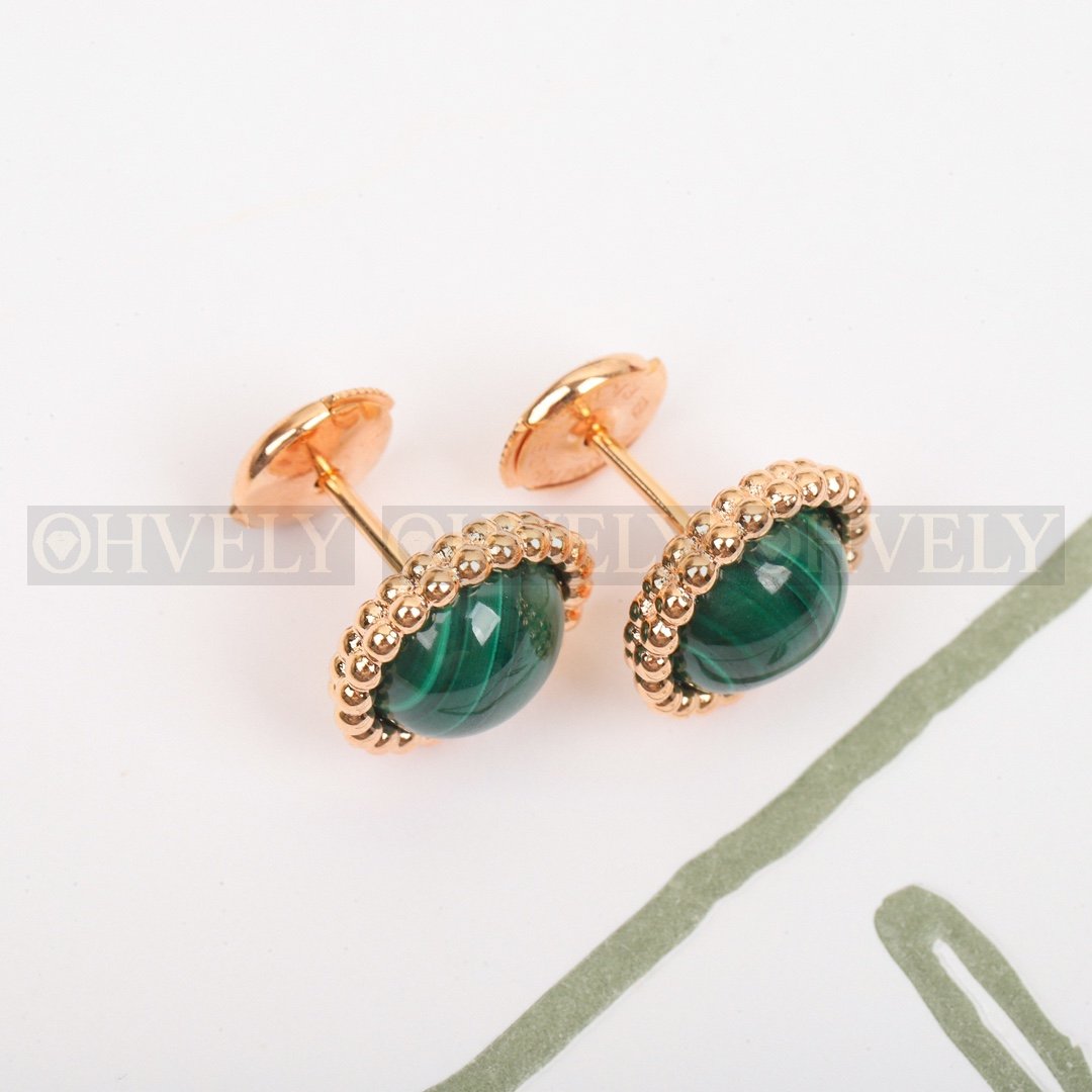 반클리프 아펠 Van Cleef & Arpels 뻬를리 꿀뢰르 이어링 말라카이트 (그린)