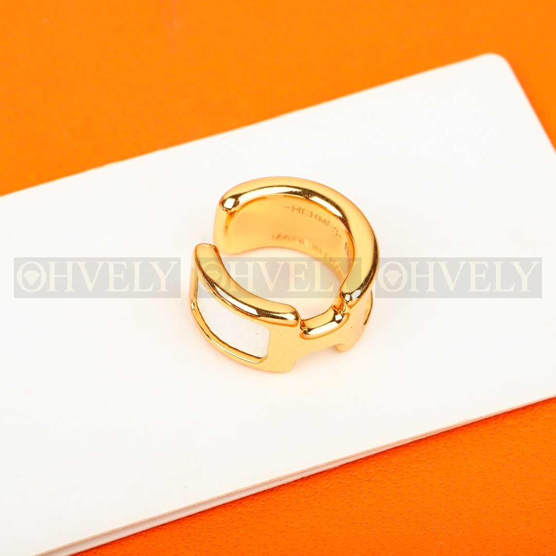 에르메스 Hermès 올림프 Olympe 이어 커프 (화이트)