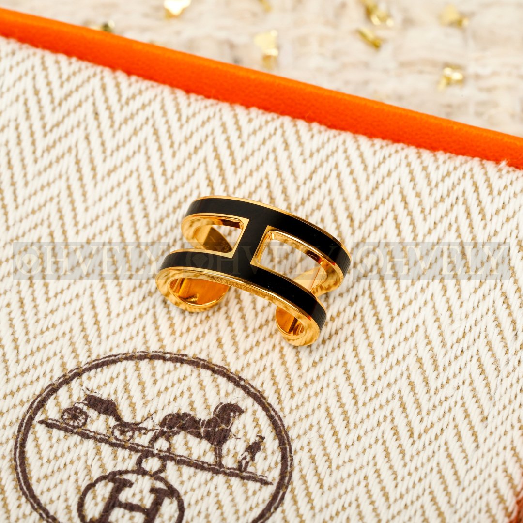 에르메스 Hermès 팝아슈 Pop H 이어링