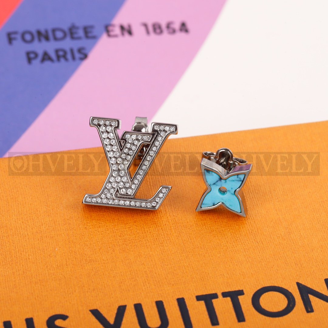 루이비통 Louis Vuitton 북클 드레이유 LV 아이코닉 터콰이즈 이어링