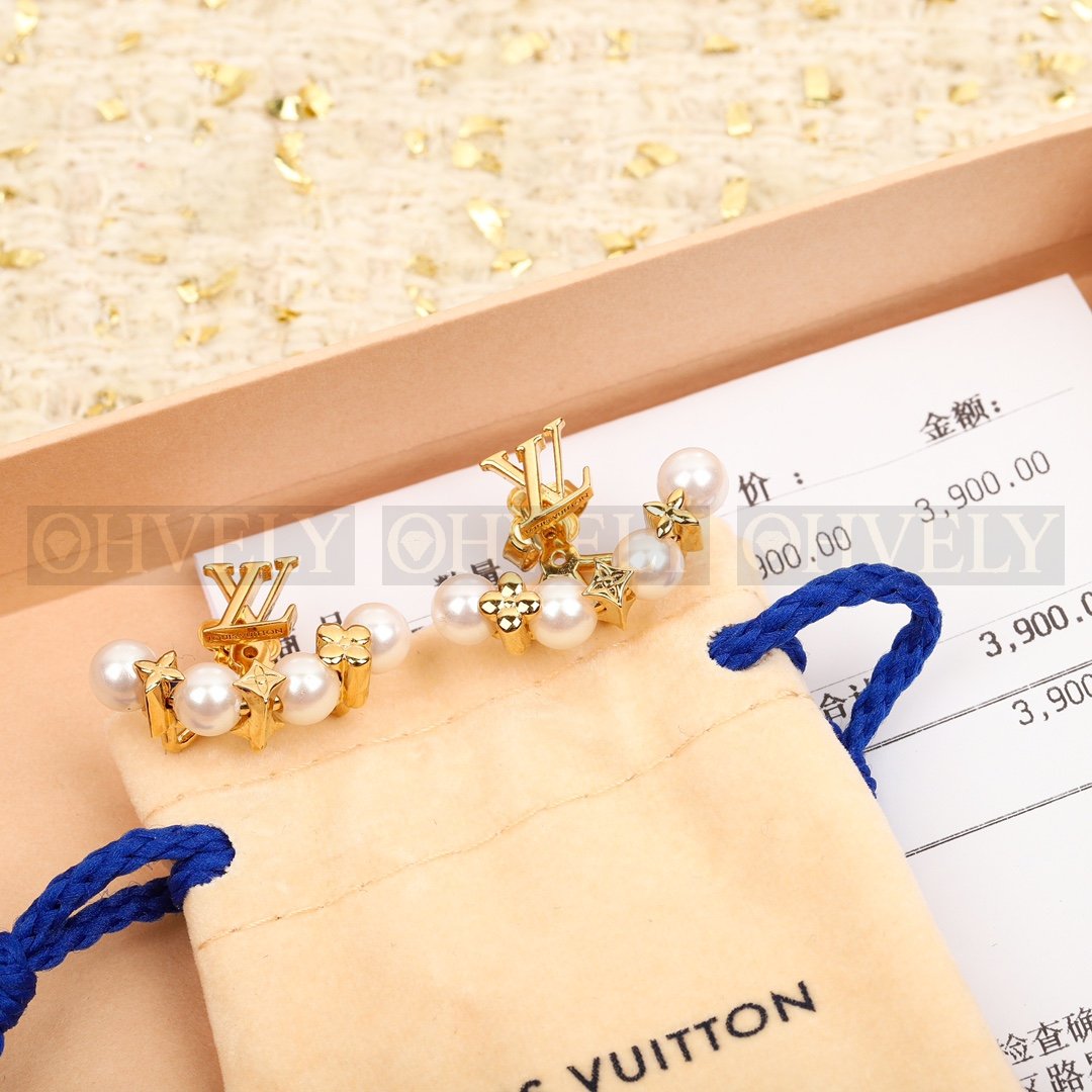 루이비통 Louis Vuitton 북클 드레이유 펄리그램 이어링