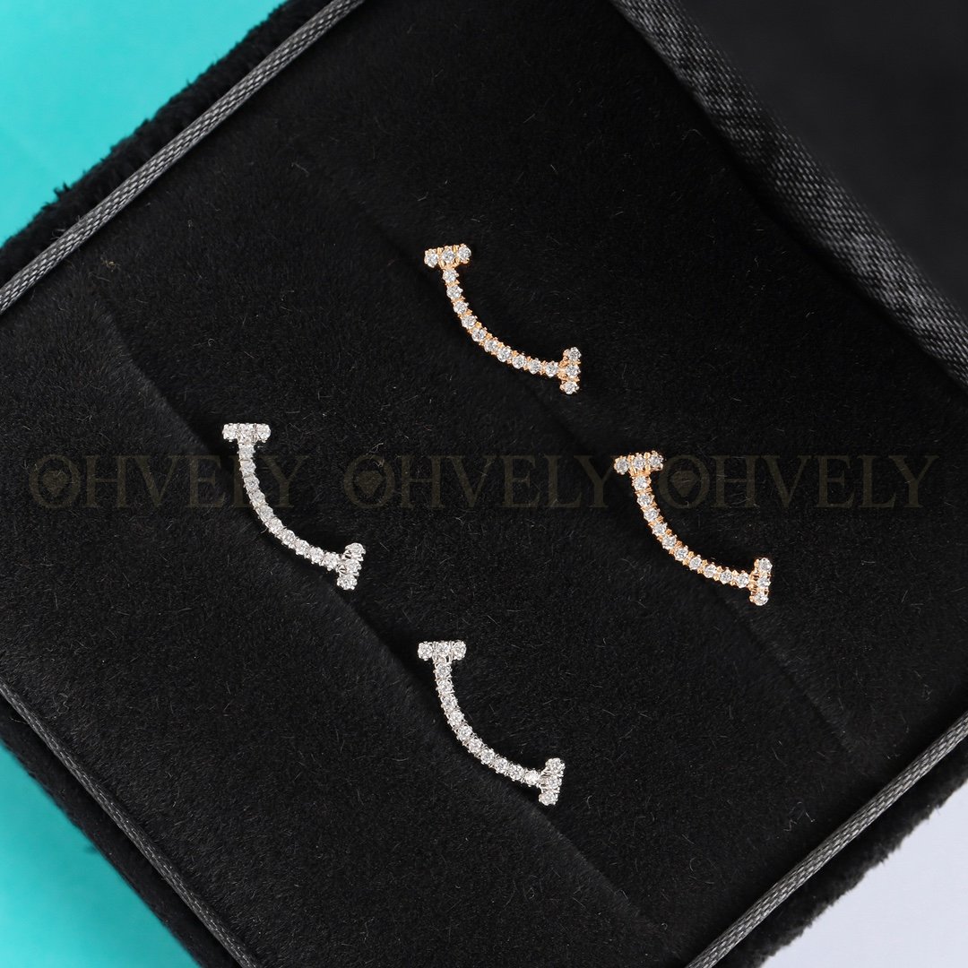 티파니앤코 Tiffany & Co. T 스마일 미니 이어링