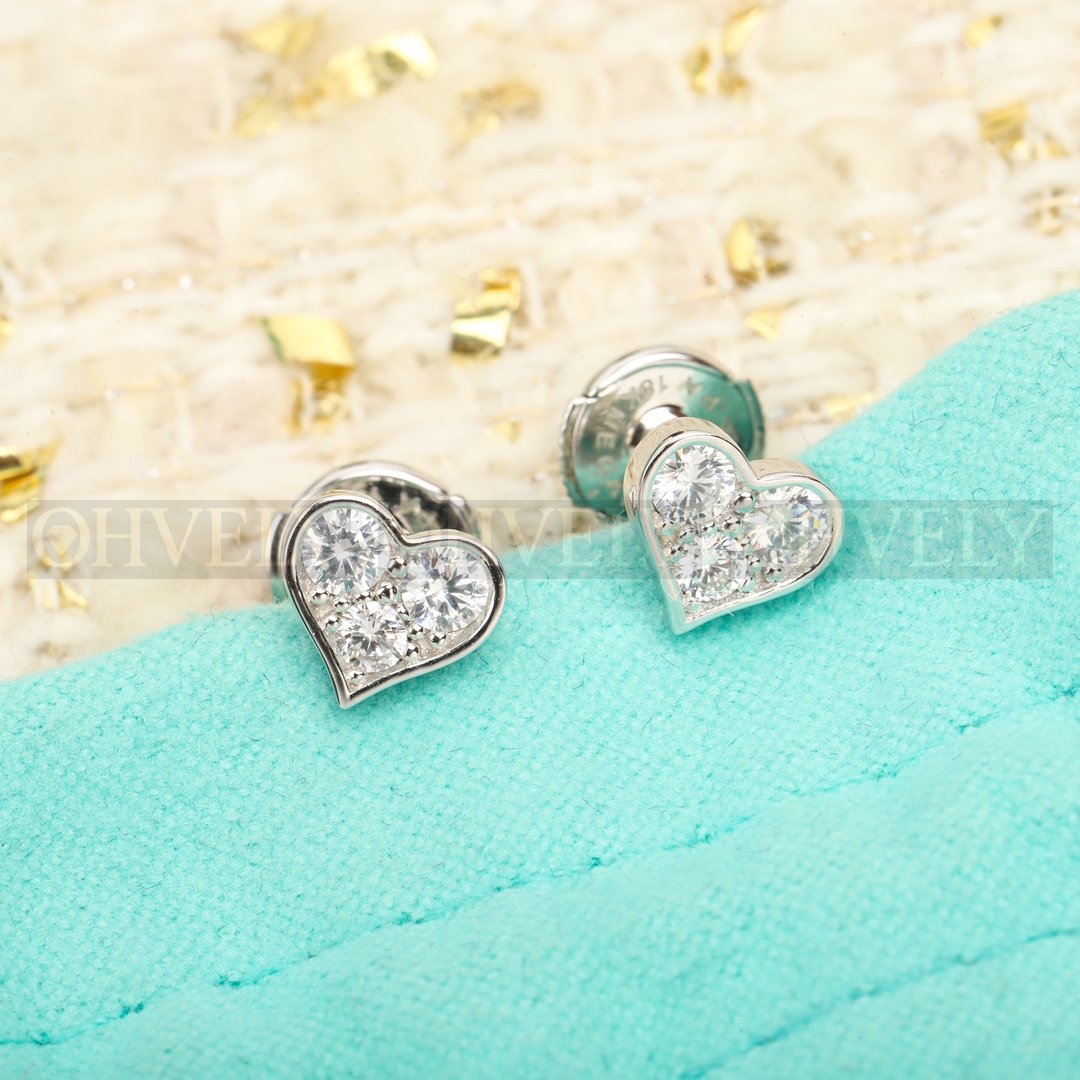티파니앤코 Tiffany & Co. 센티멘탈 하트 이어링 V2