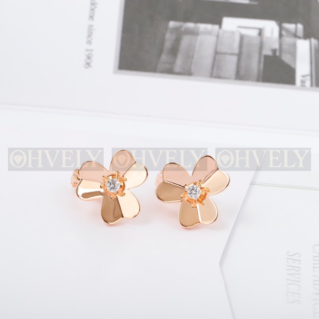 반클리프 아펠 Van Cleef & Arpels 프리볼(Frivole) 이어링