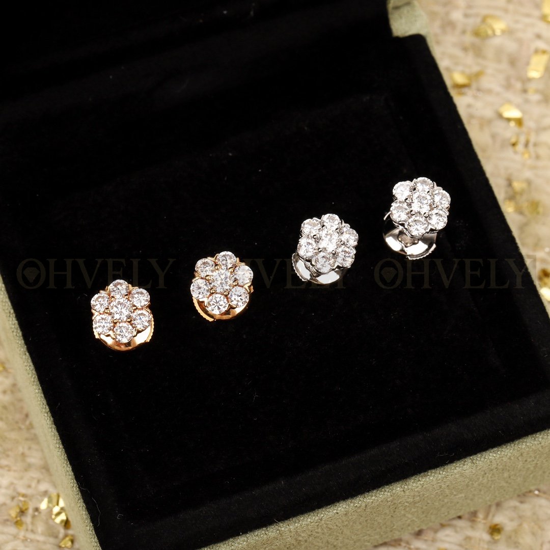 반클리프 아펠 Van Cleef & Arpels 플로레뜨 이어링 ( 골드 버전 )