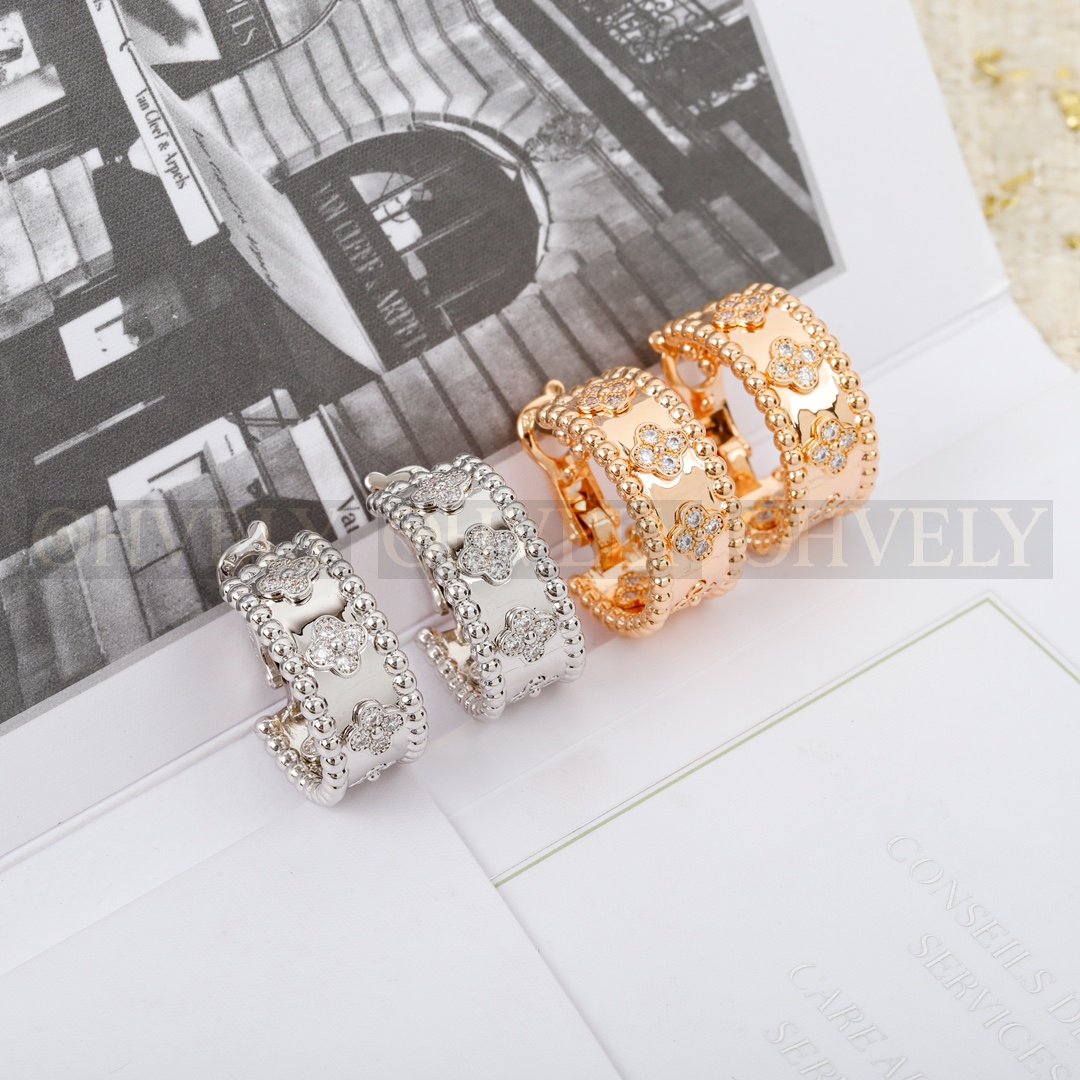 반클리프 아펠 Van Cleef & Arpels 뻬를리(Perlée) 스위트 클로버 이어링 ( 실버, 로즈골드 )