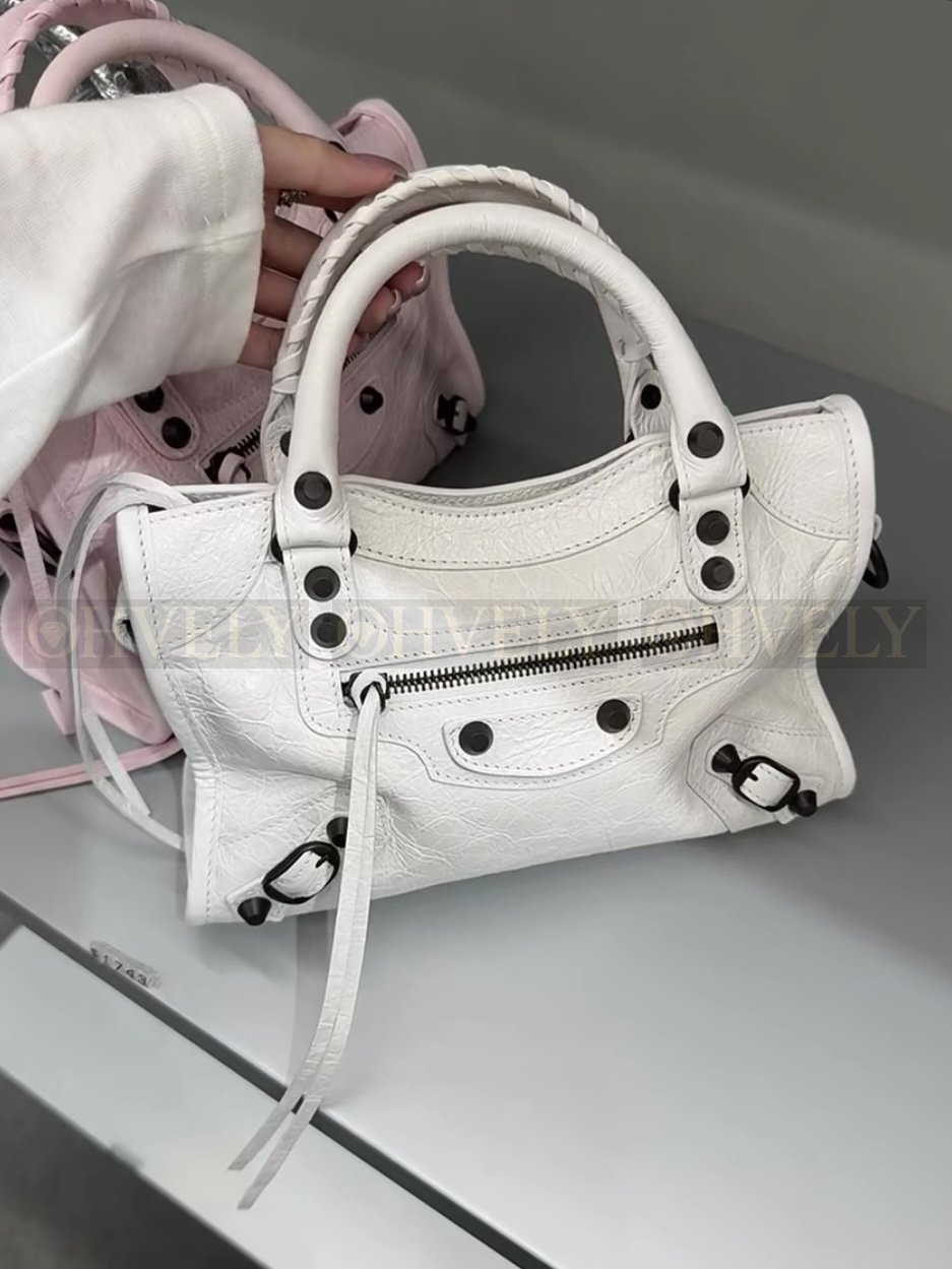 Balenciaga Le city 스몰백(화이트)블랙버클