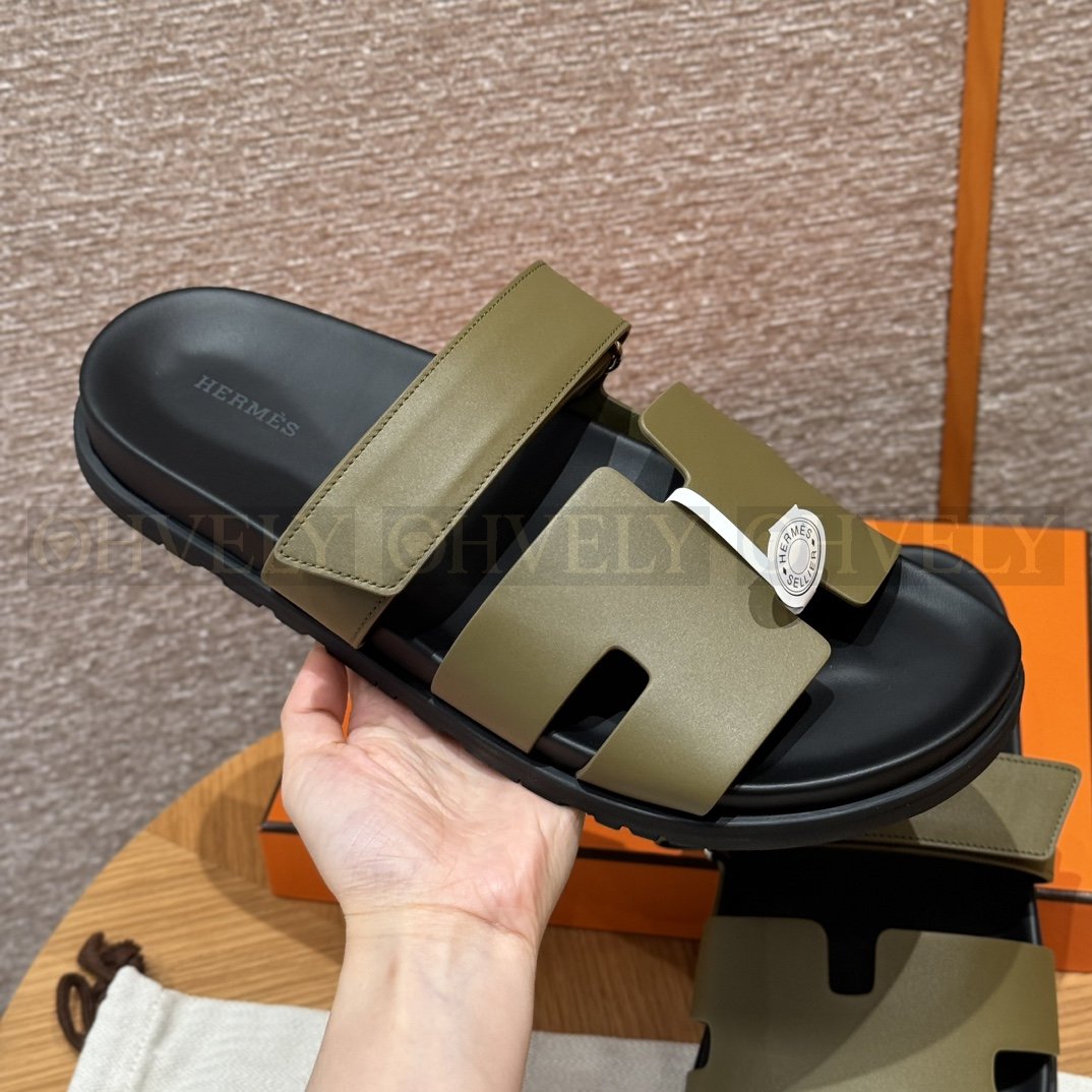HERMÈS 에르메스 칩레 샌들 박스 카프스킨 & 블랙 로버 솔 (네츄럴/ 블랙)
