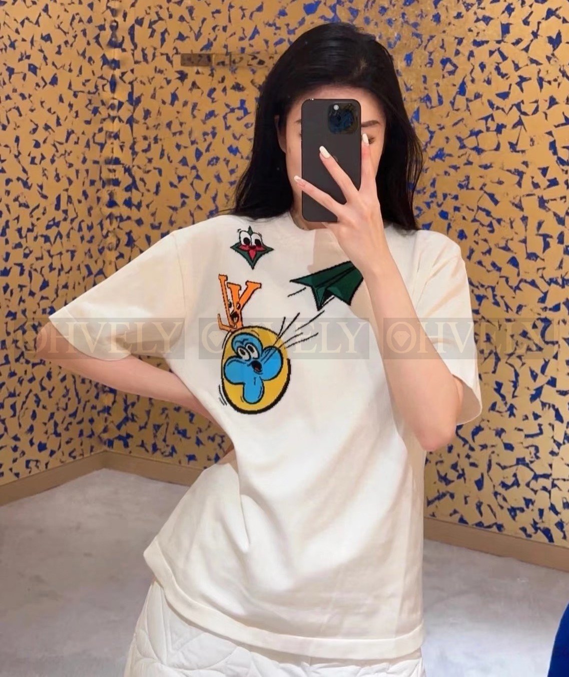 【 ZP버전 】루이비통 Louis Vuitton LV 프렌즈 카툰 에어플레인 자수 티셔츠
