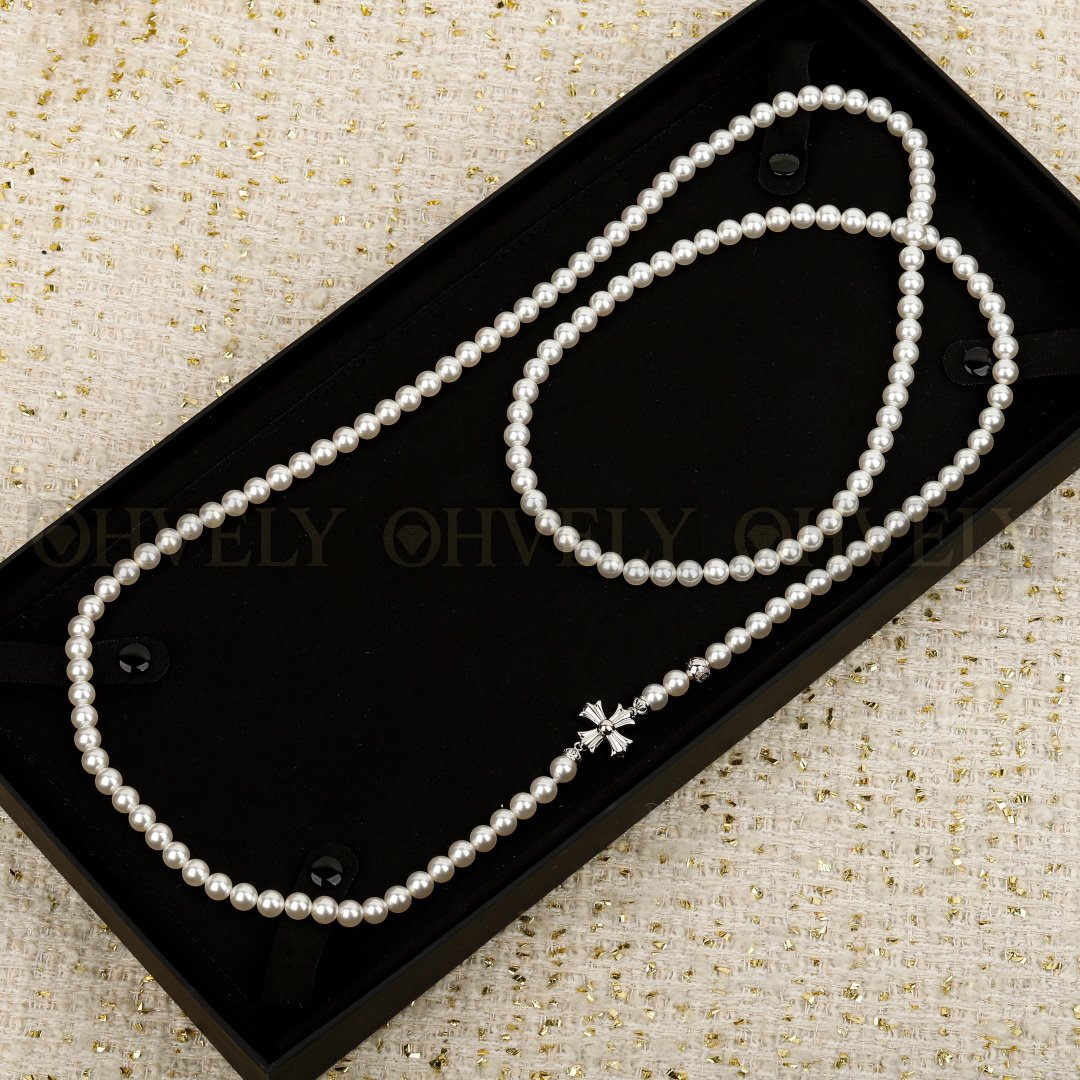 크롬하츠 Mikimoto 진주 십자가 니트 목걸이