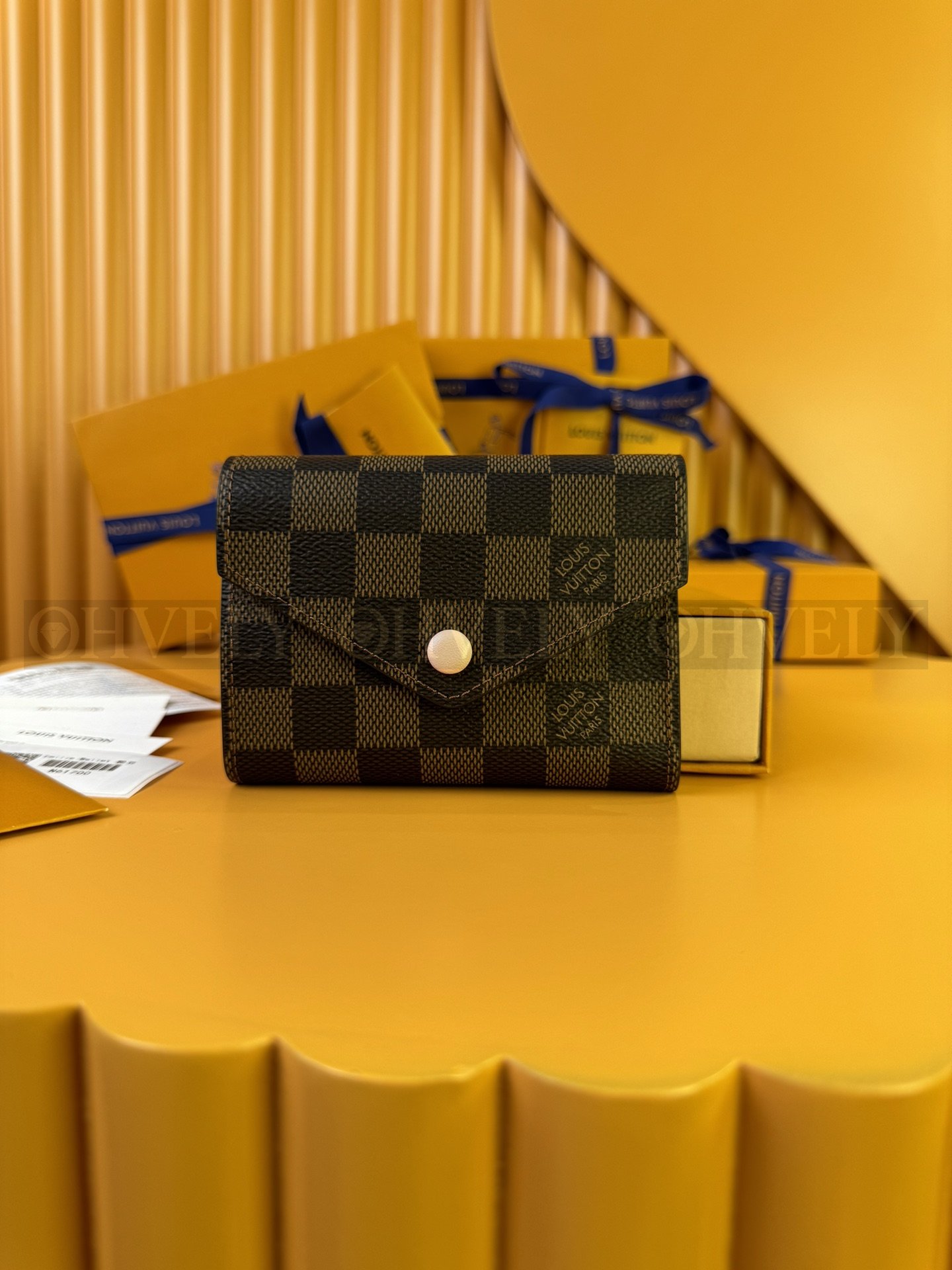 【 ZP 버전 】루이비통 Louis Vuitton 빅토리느 월릿