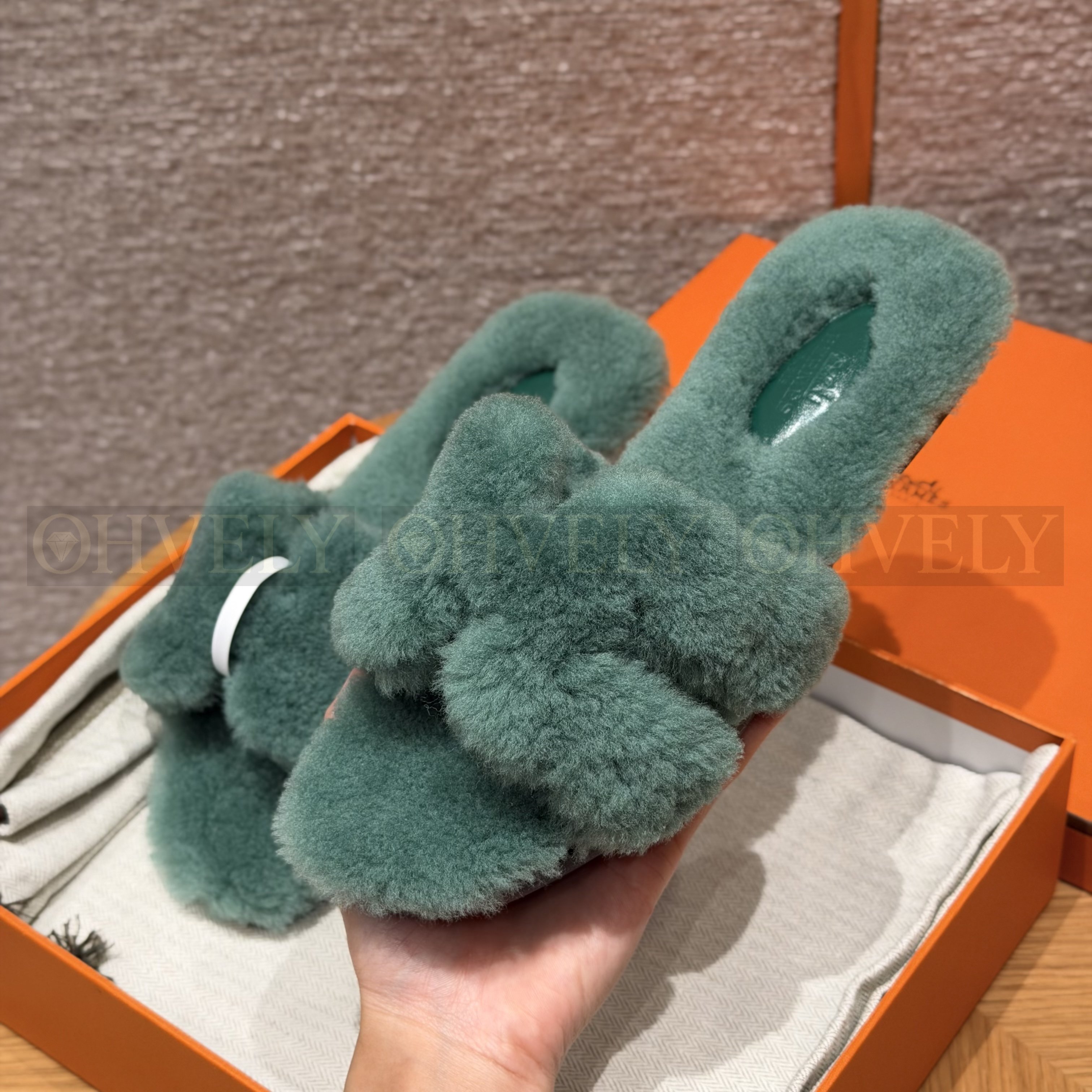 【 ZP버전 】H 오란 숄 시어링 무통 샌들 슬리퍼 브라운 상품 썸네일
