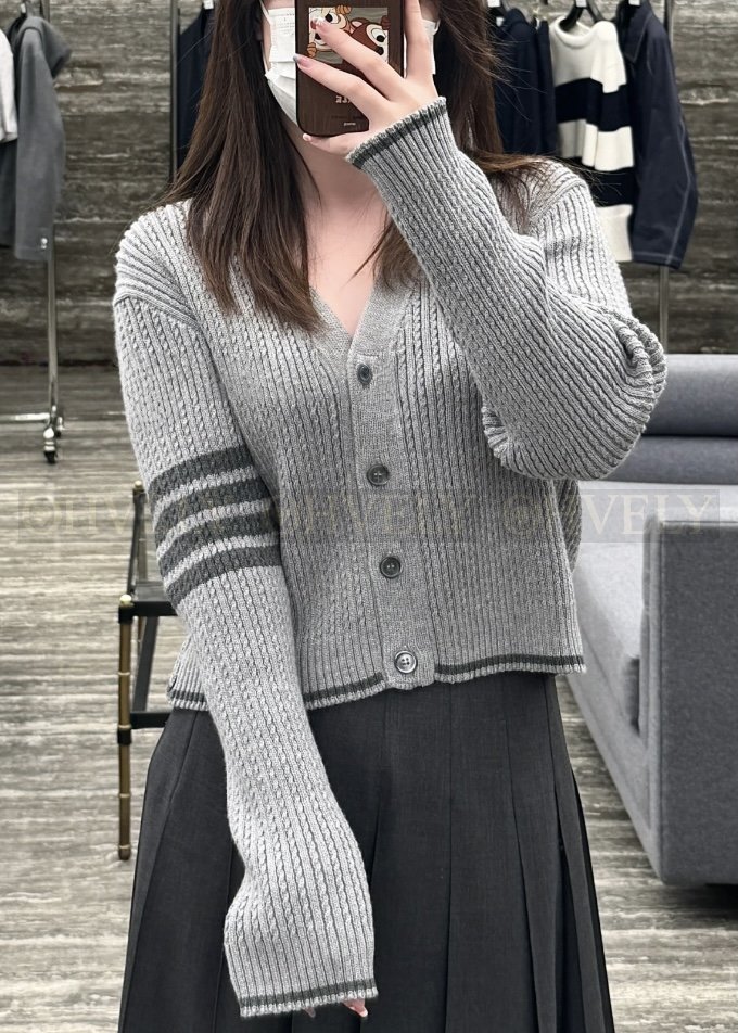 【 ZP버전 】TB 클래식 사선 사바 크롭 브이넥 가디건
