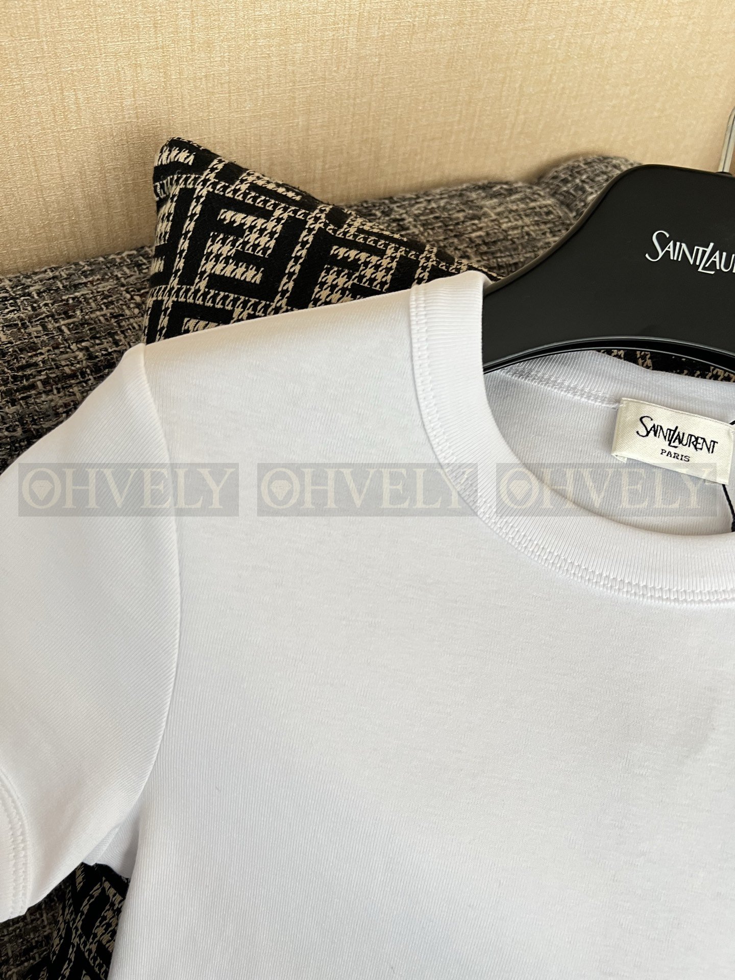 【 ZP버전 】YSL 클래식 화이트 반팔 티셔츠 상품 썸네일