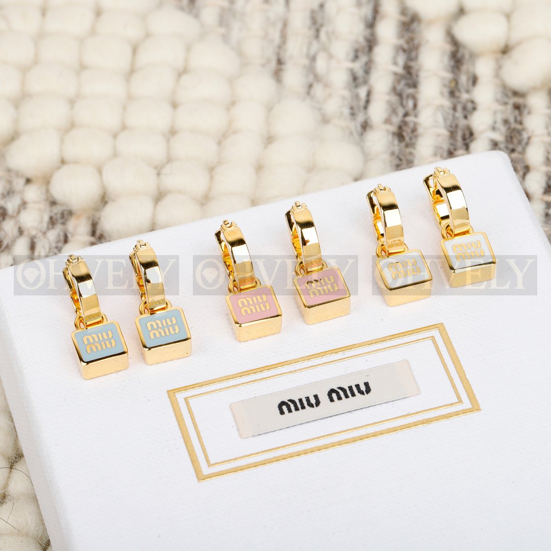 【 ZP버전 】MIU 에나멜 스퀘어 드롭 귀걸이