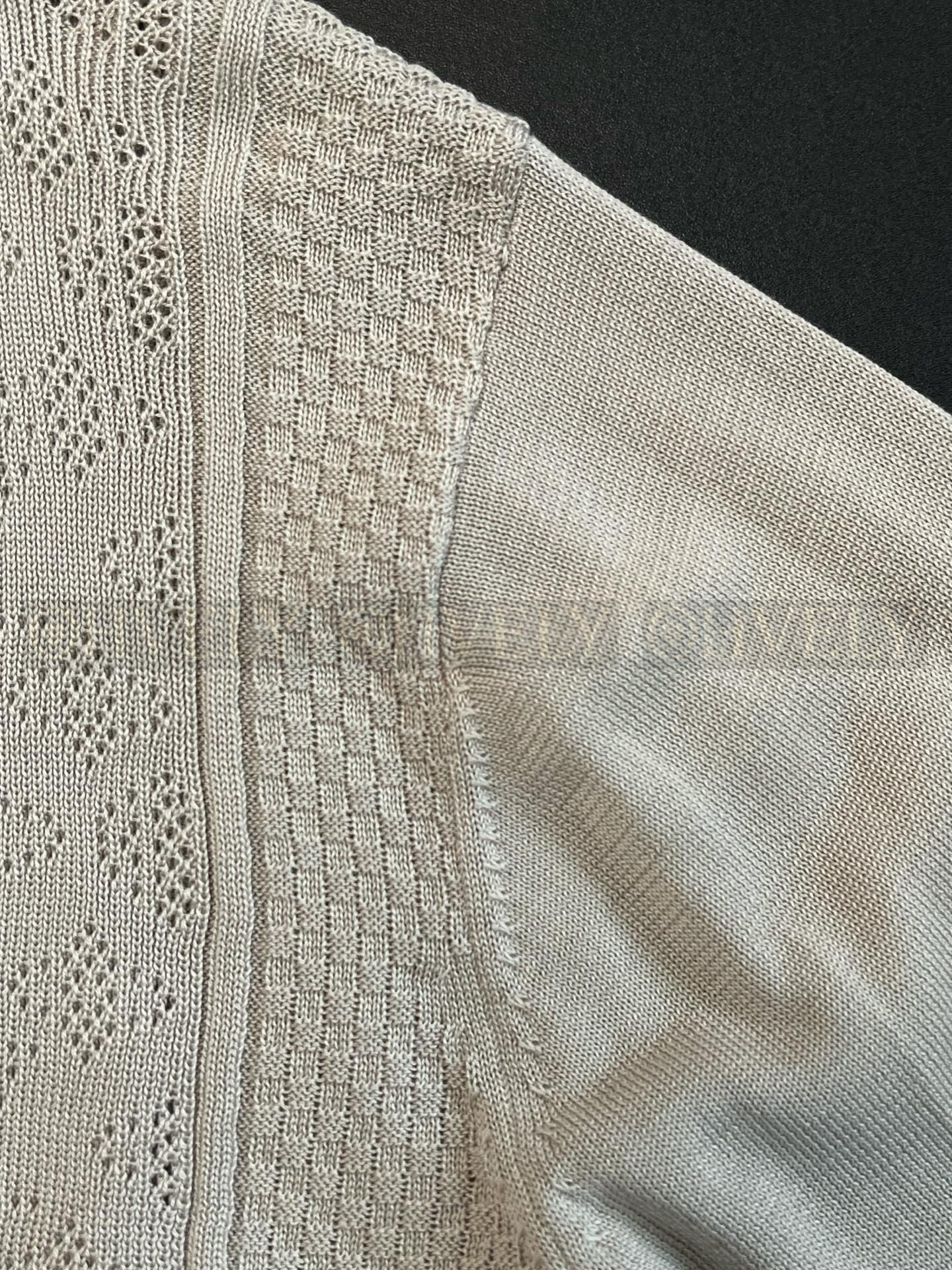 【 ZP버전 】LV 자카드 로고 니트 카디건 상품 썸네일