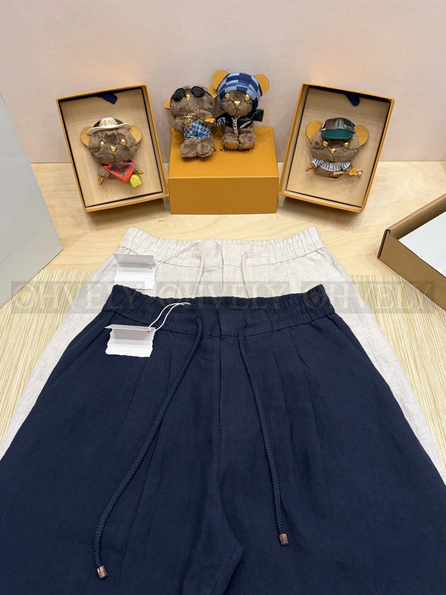【 ZP버전 】 BC 린넨 핀턱 밴딩 반바지 (2컬러) 상품 썸네일