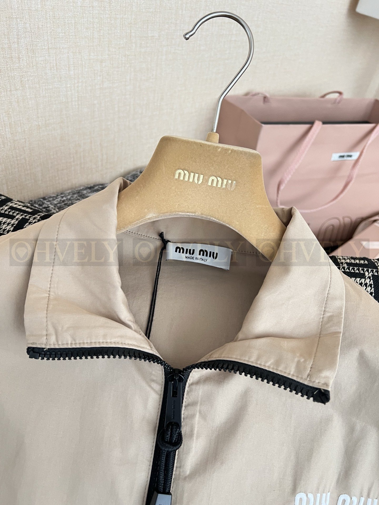【 ZP버전 】MIU 카키 캐주얼 바람막이 자켓 상품 썸네일