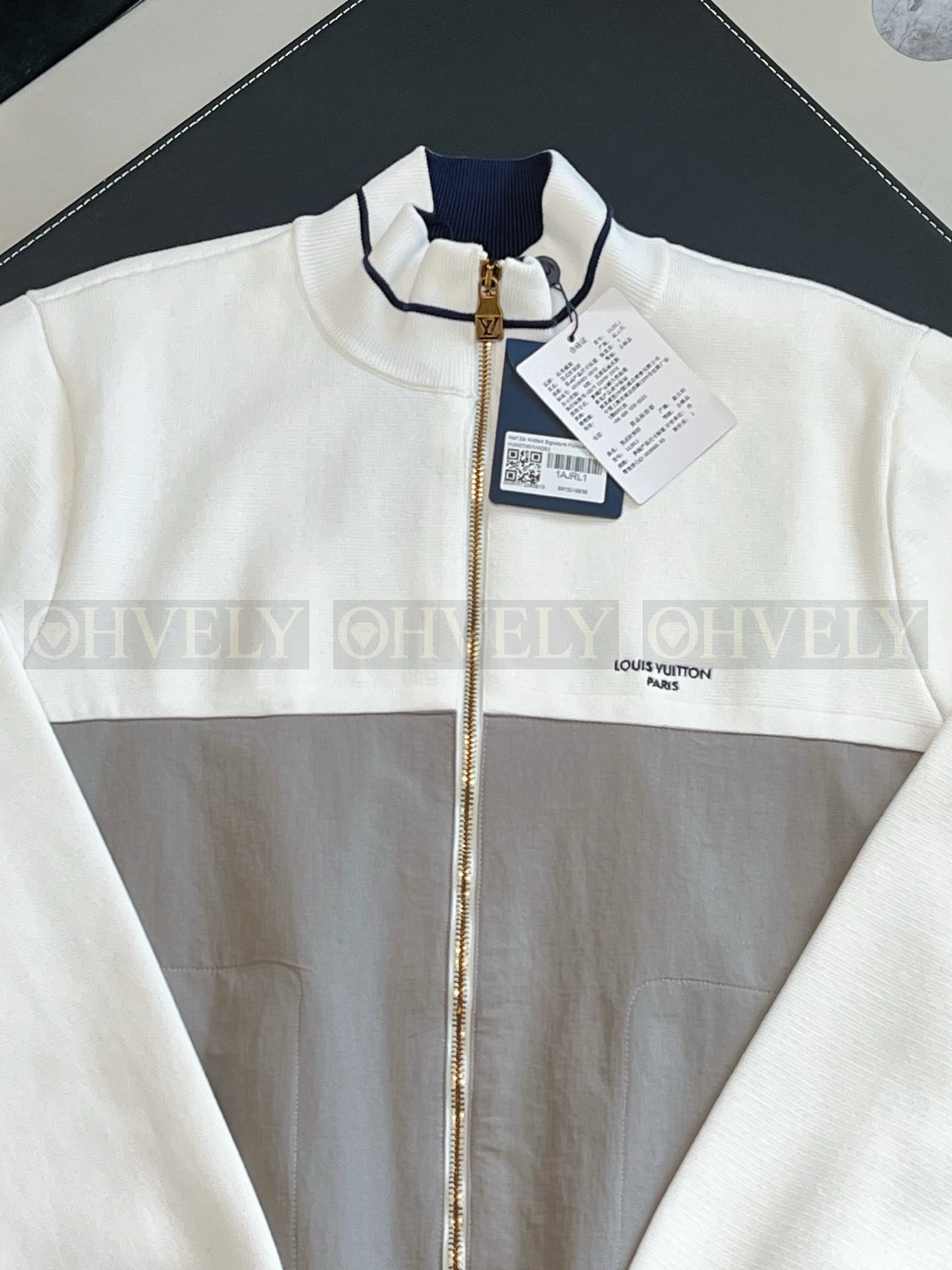 【 ZP버전 】LV 임브로이더리 로고 컬러블록 아우터 상품 썸네일