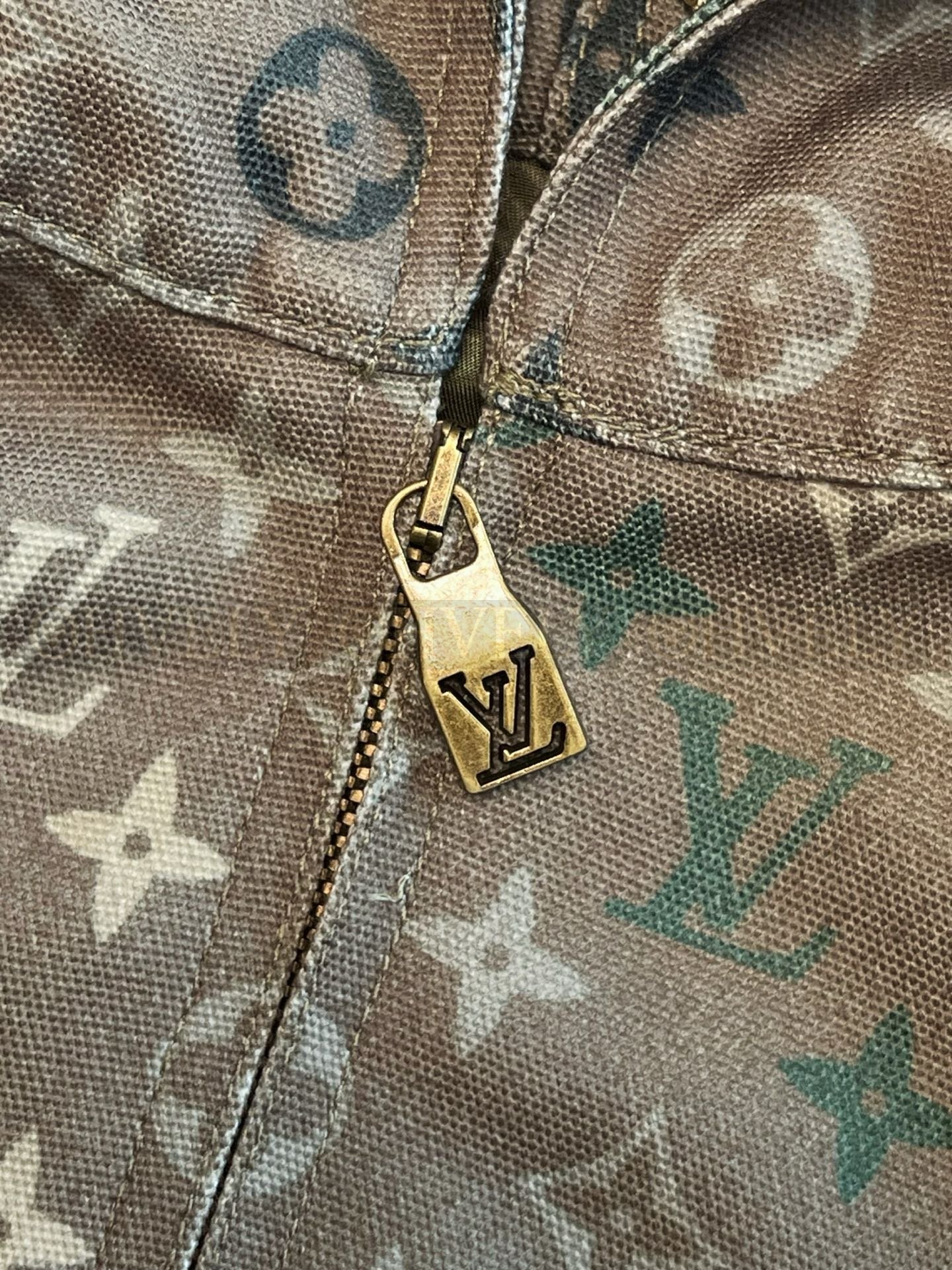 【 ZP버전 】LV 모노그램 올오버 프린트 후디드 재킷 아우터 상품 썸네일