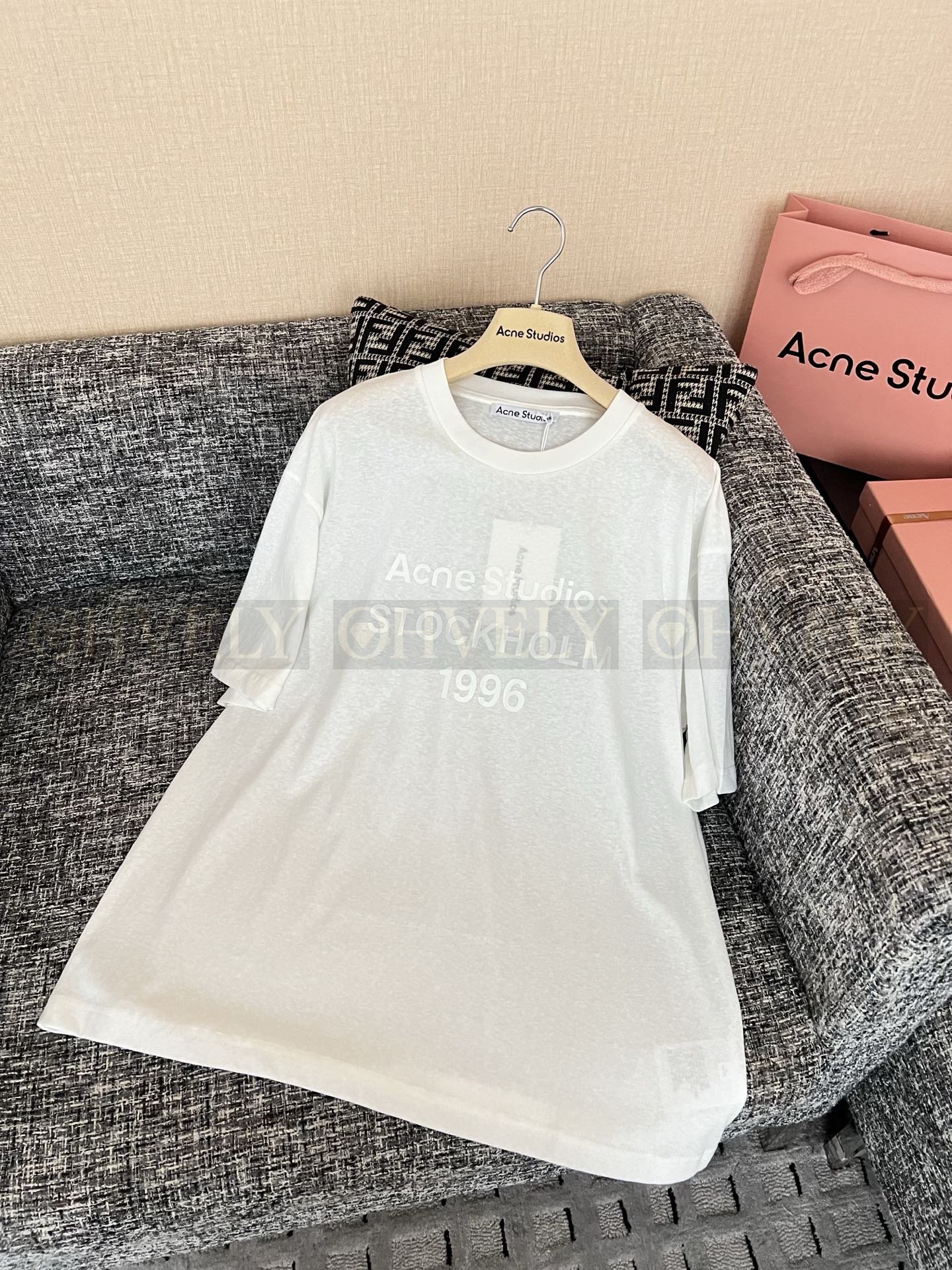 【 ZP버전 】AC 클래식 화이트 반팔 티셔츠 상품 썸네일