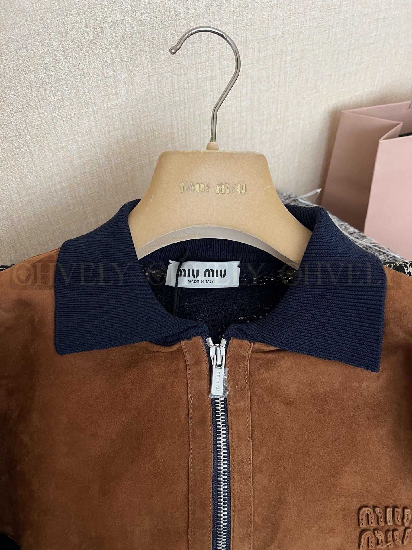 【 ZP버전 】 MIU 빈티지 배색 스웨이드 펀칭 집업 자켓 상품 썸네일